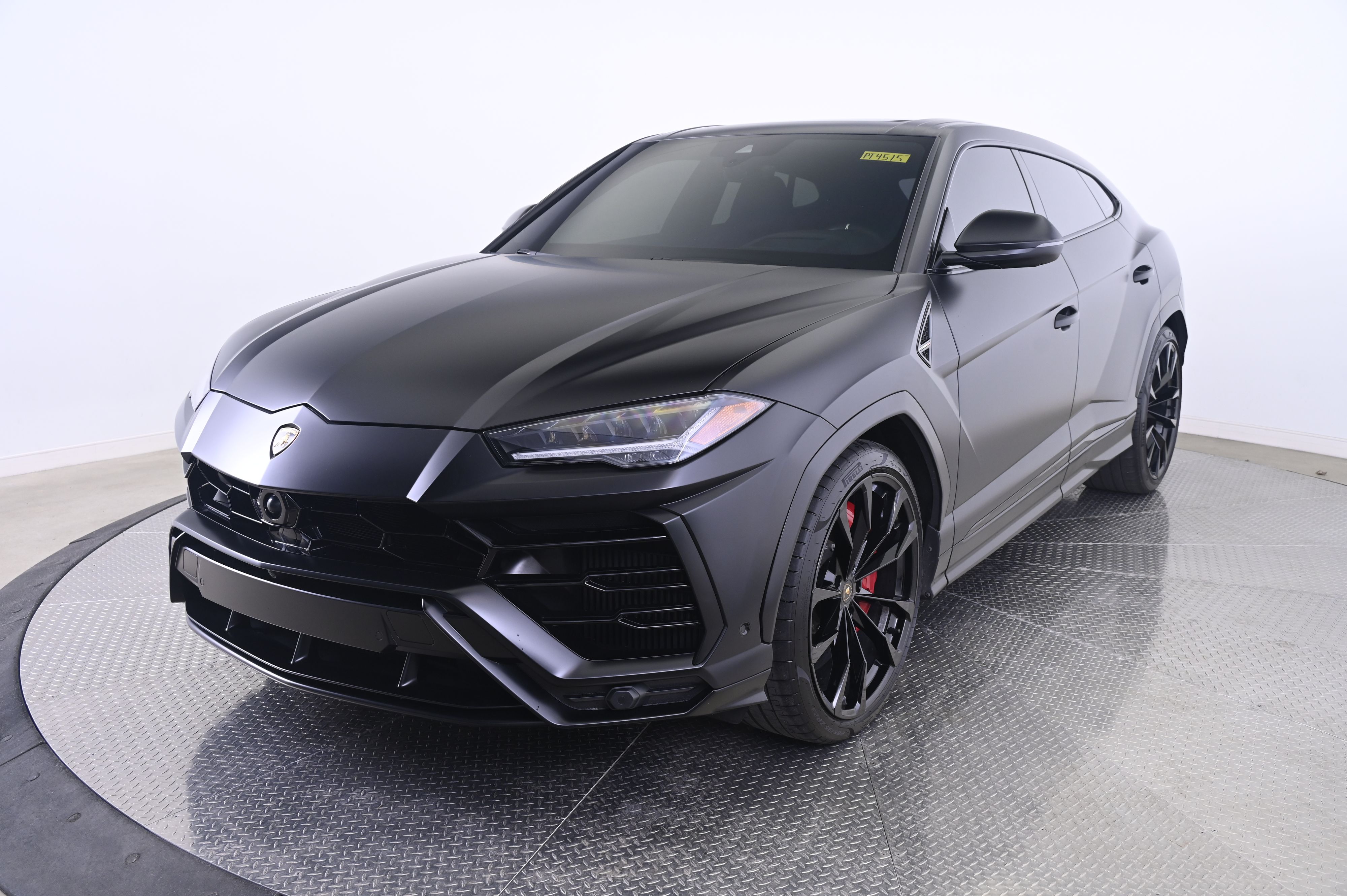 2022 Lamborghini Urus  -
                  Beachwood, OH