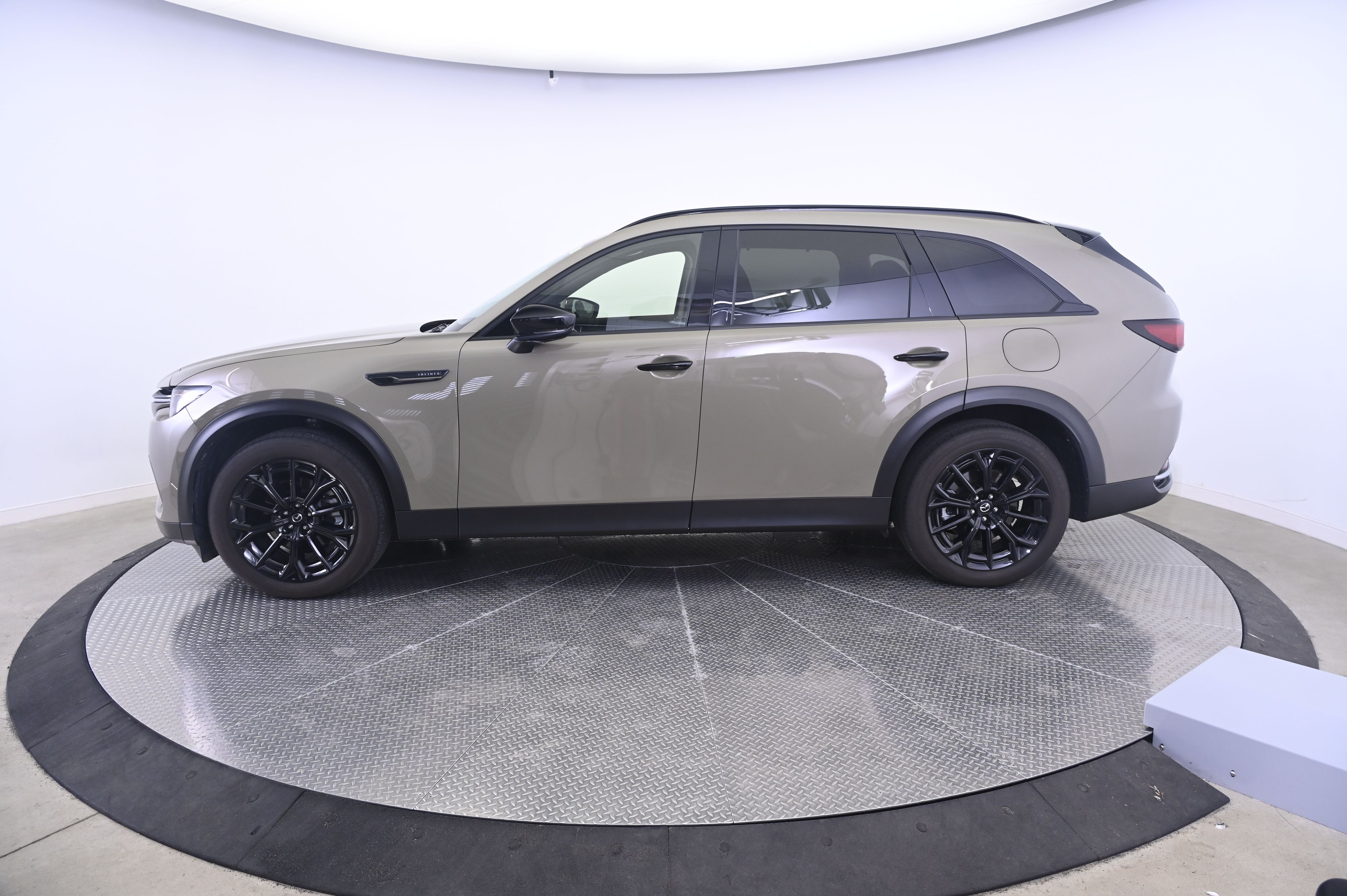 Thumbnail: 2025 Mazda CX-70 - 2