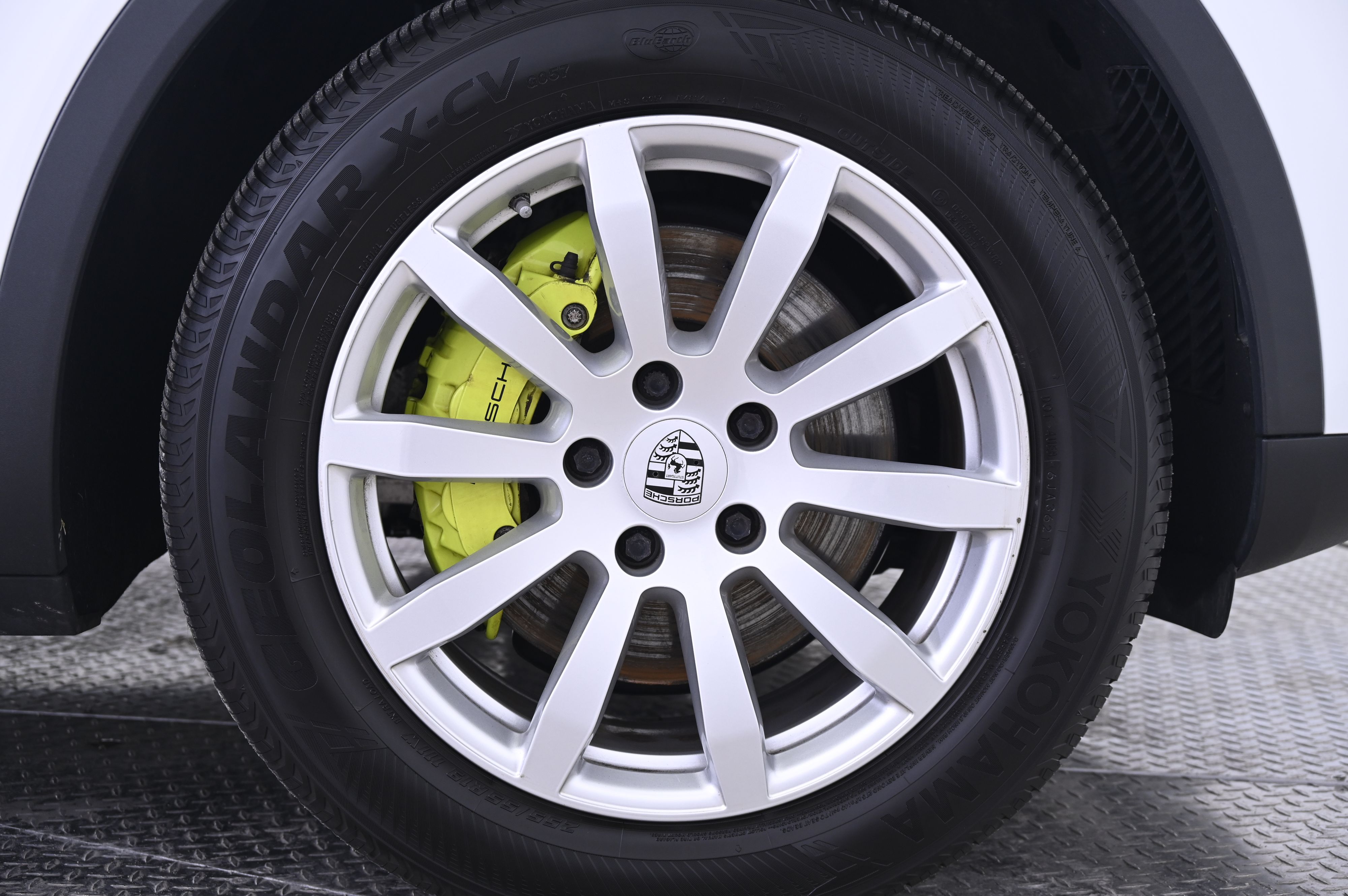 Thumbnail: 2022 Porsche Cayenne - 14