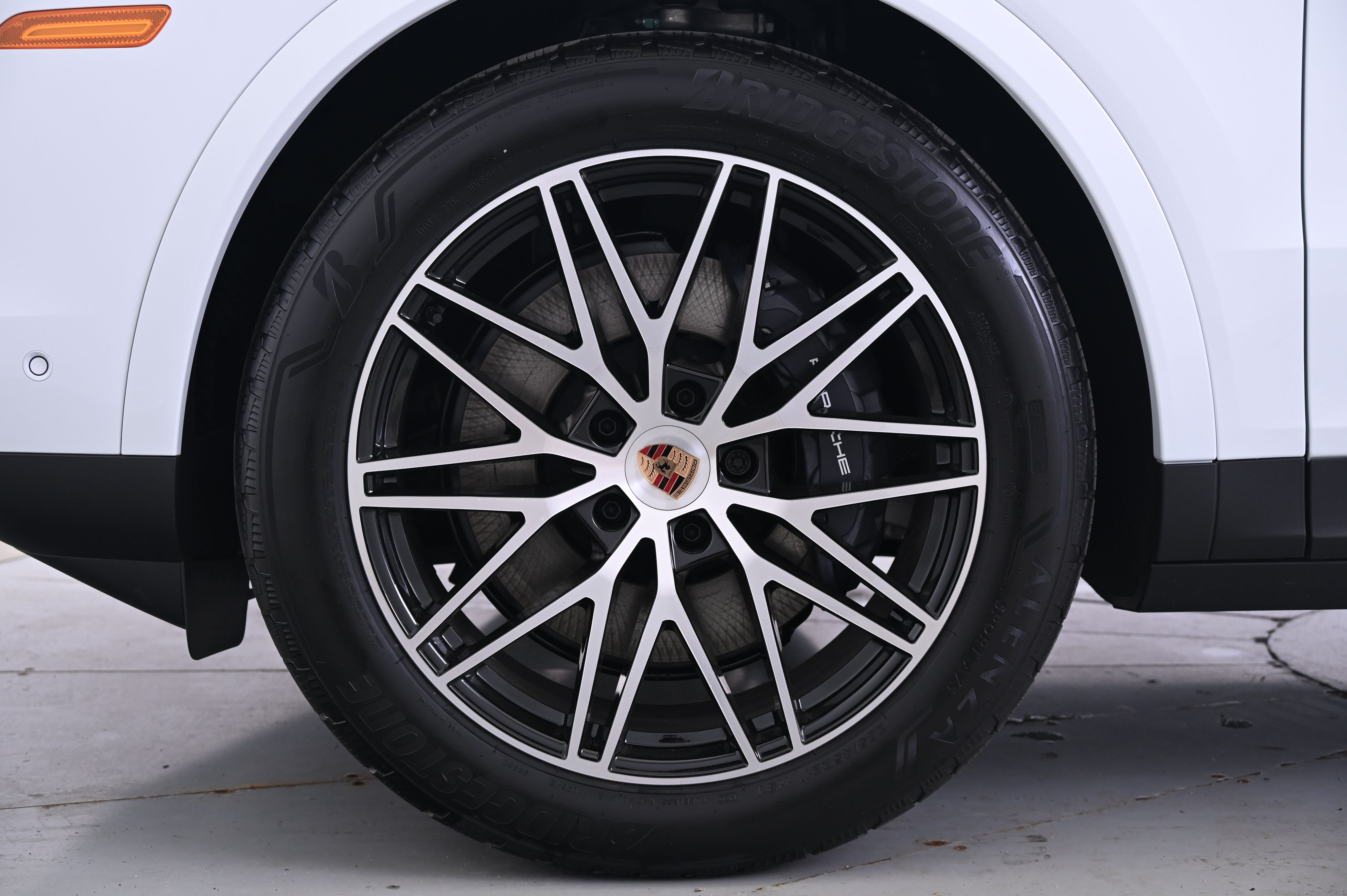 Thumbnail: 2025 Porsche Cayenne - 15