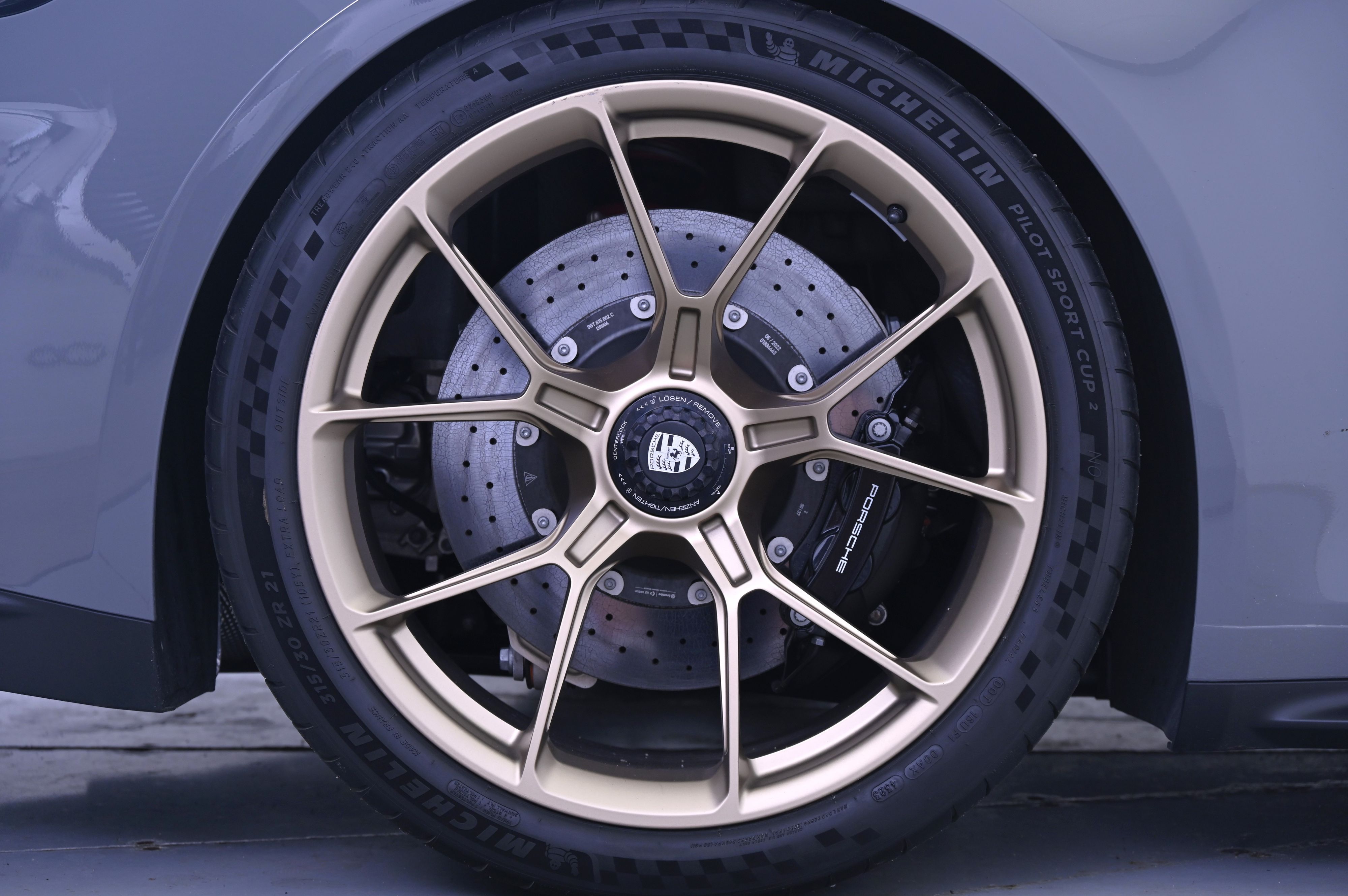 Thumbnail: 2022 Porsche 911 - 20