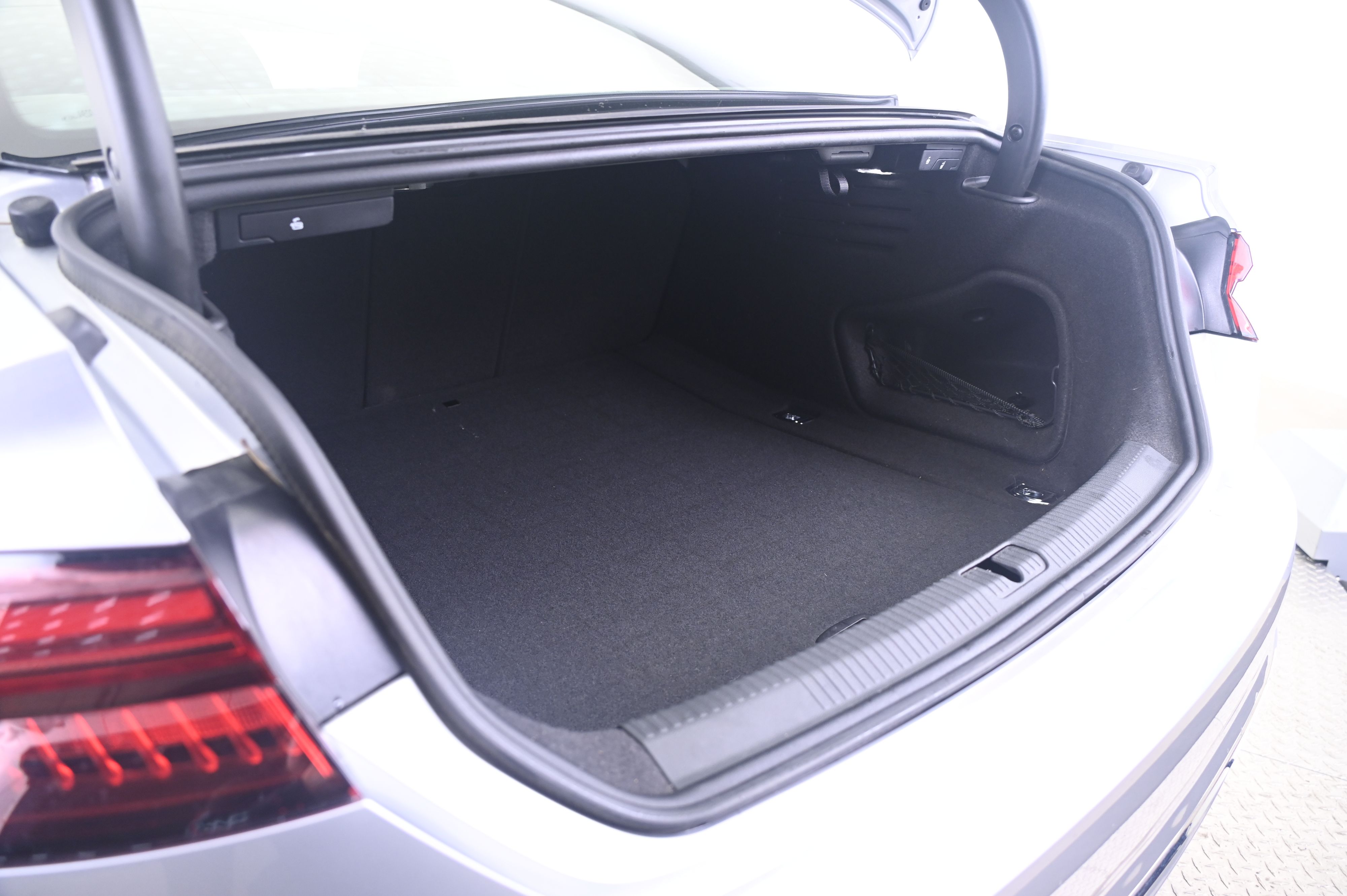 Thumbnail: 2018 Audi A5 - 15