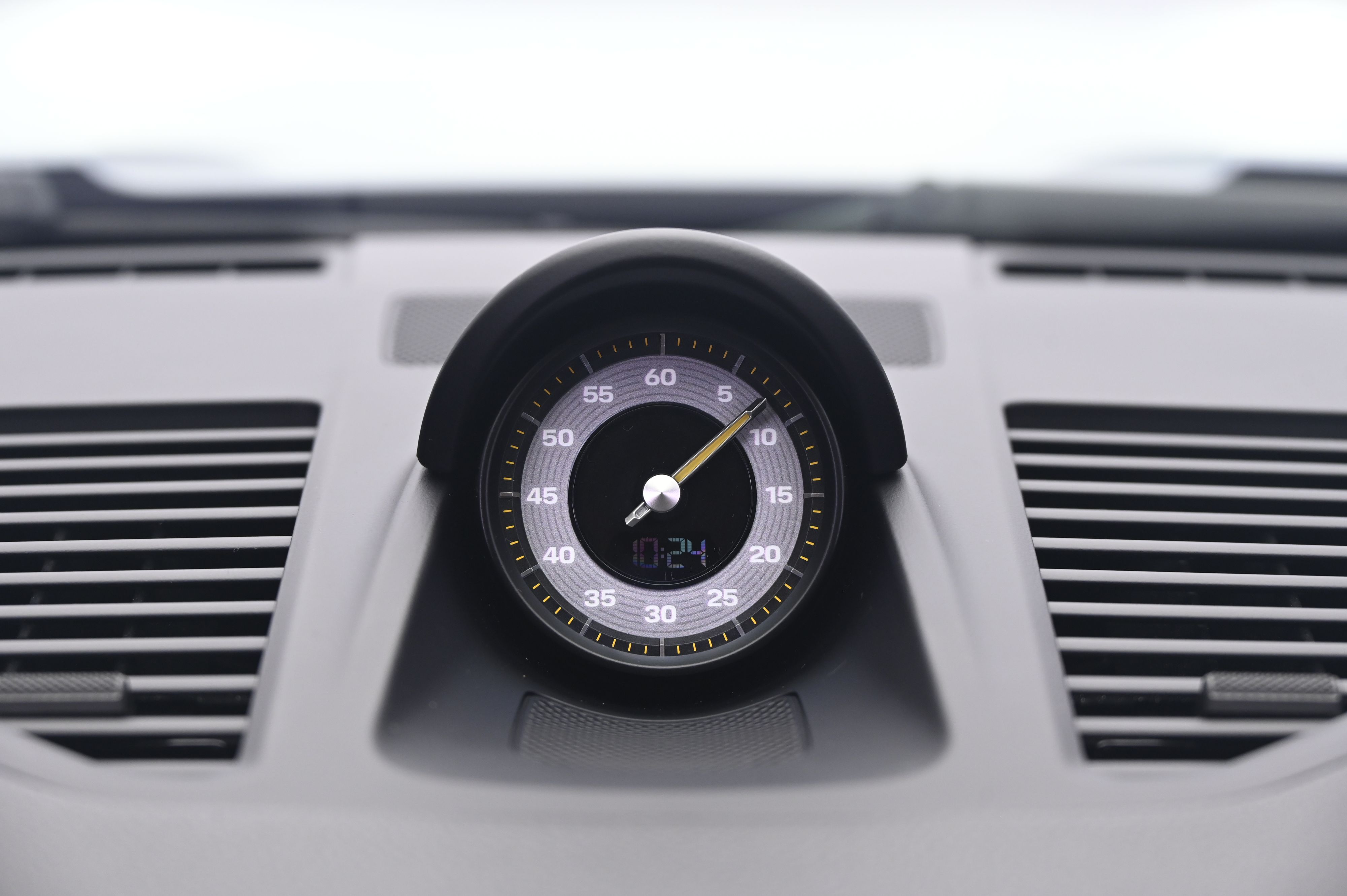 Thumbnail: 2022 Porsche 911 - 28