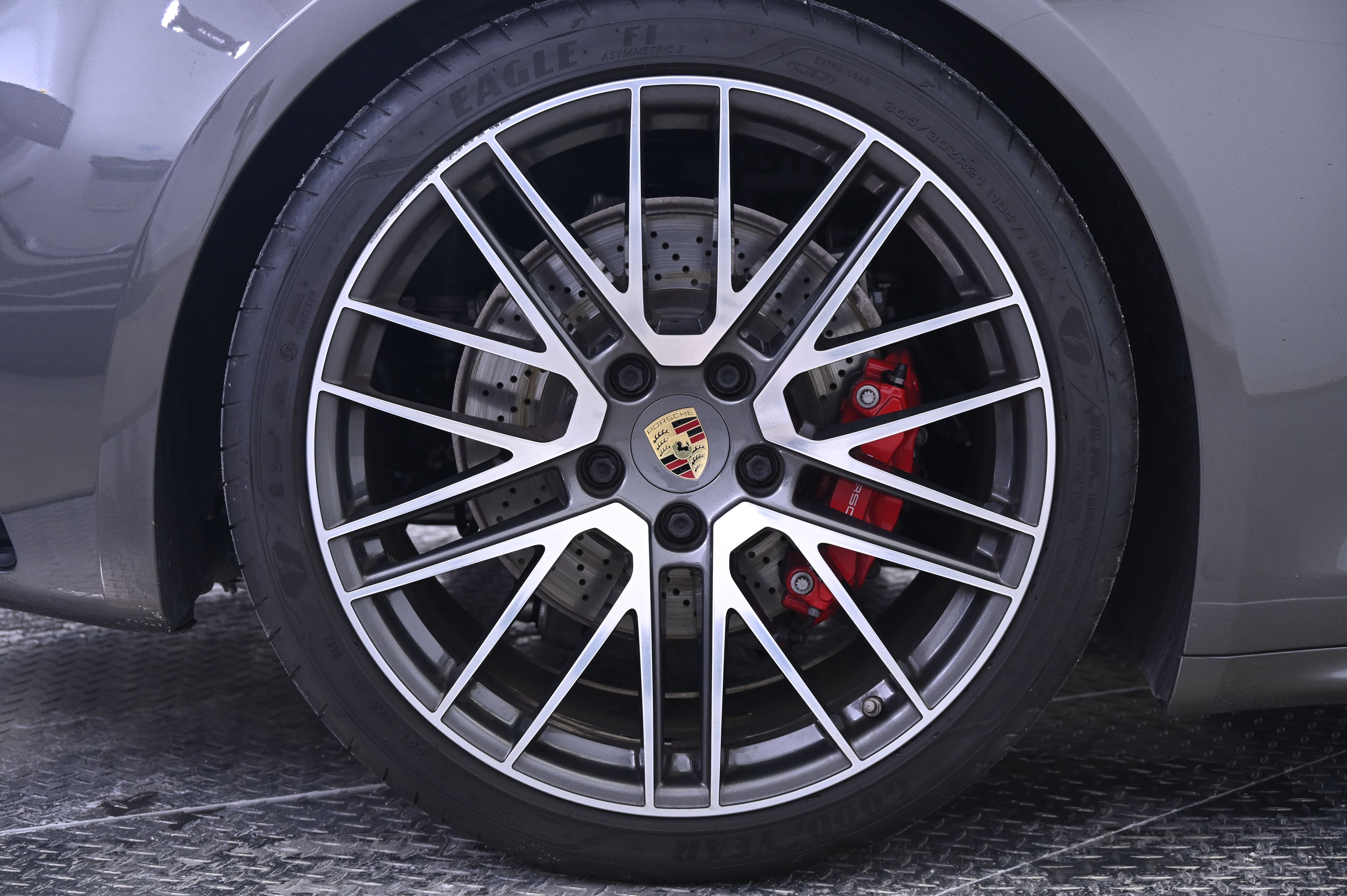 Thumbnail: 2022 Porsche 911 - 16