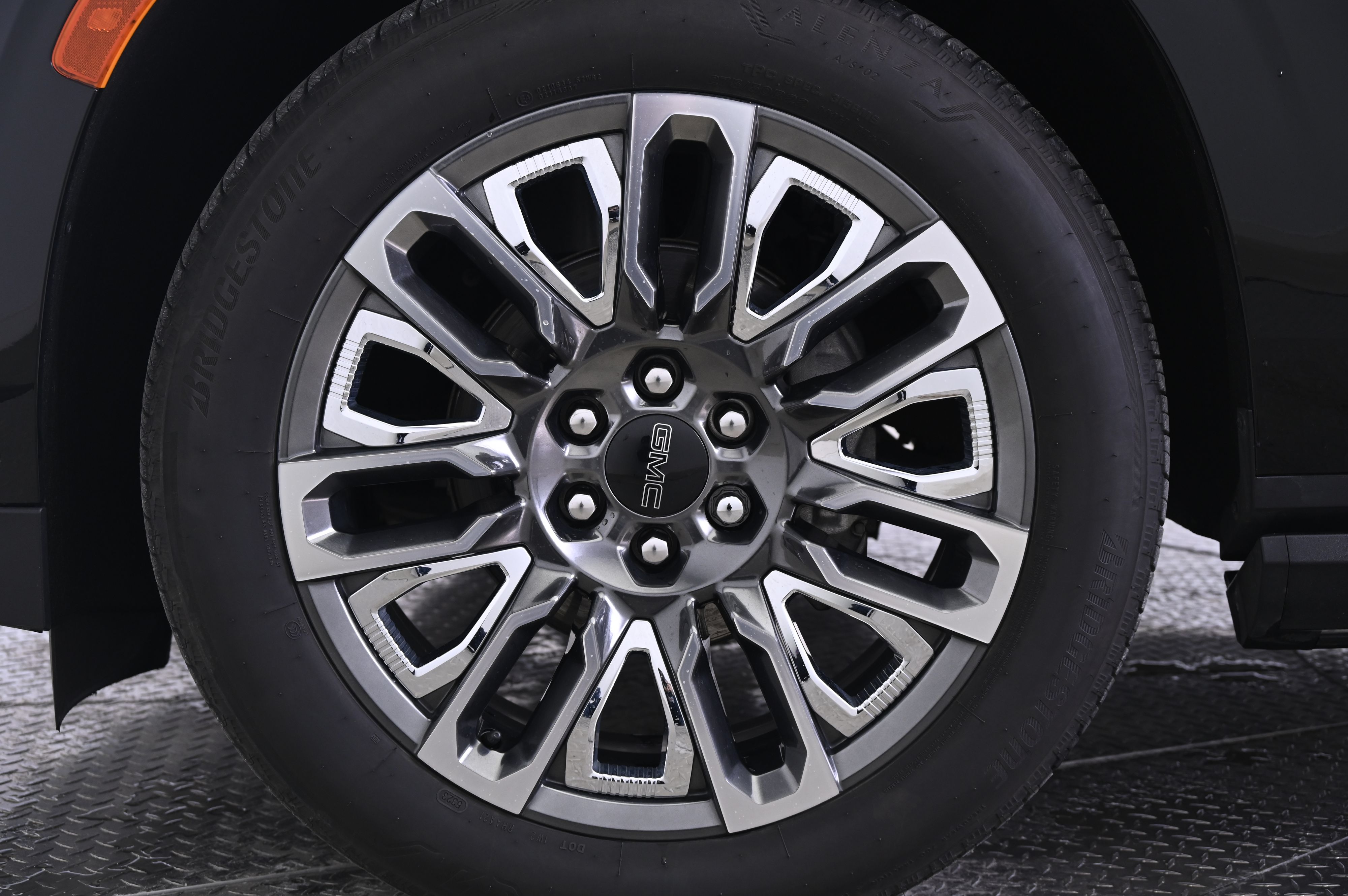 Thumbnail: 2024 GMC Yukon - 11