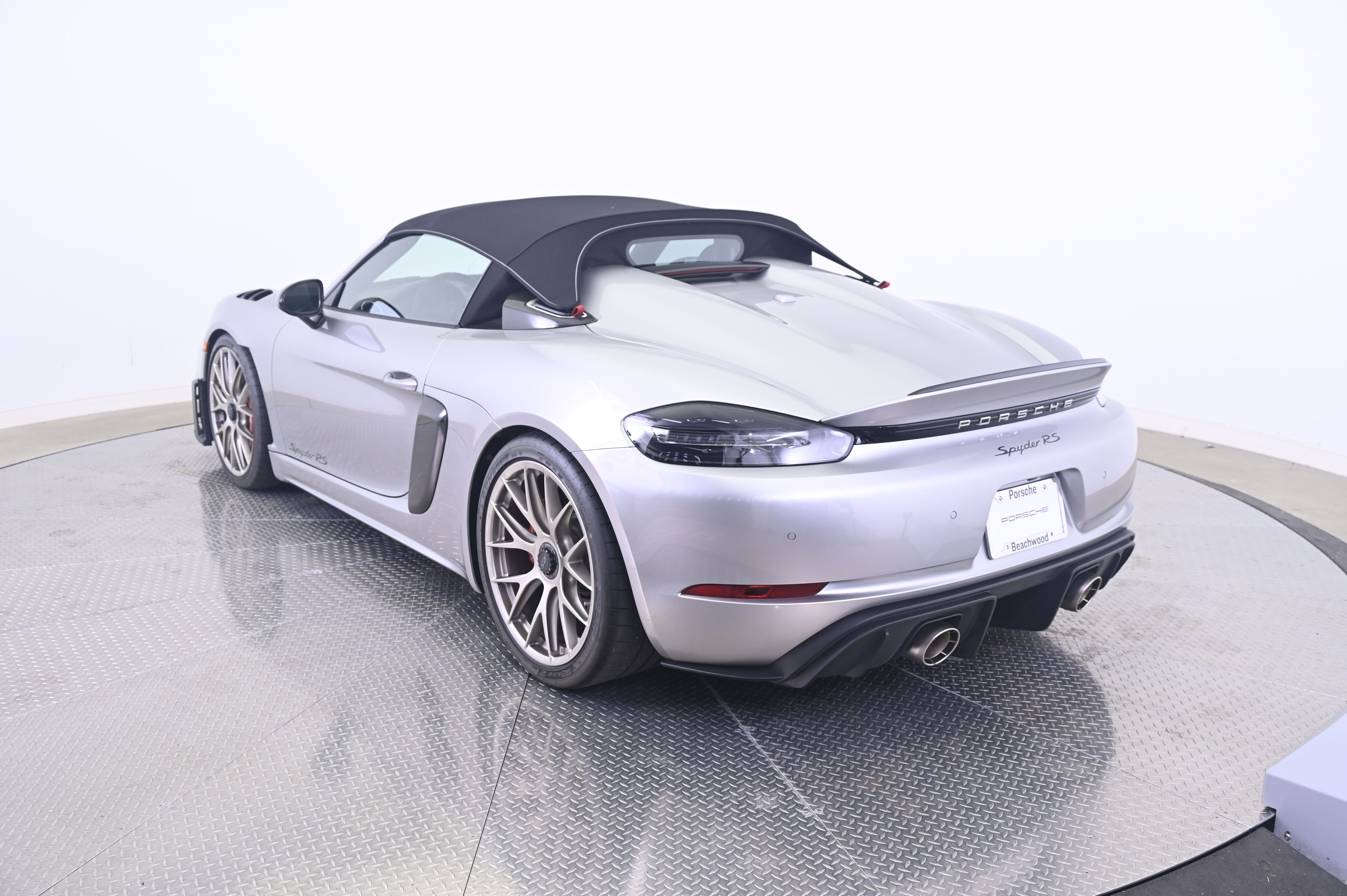 Thumbnail: 2024 Porsche  - 13
