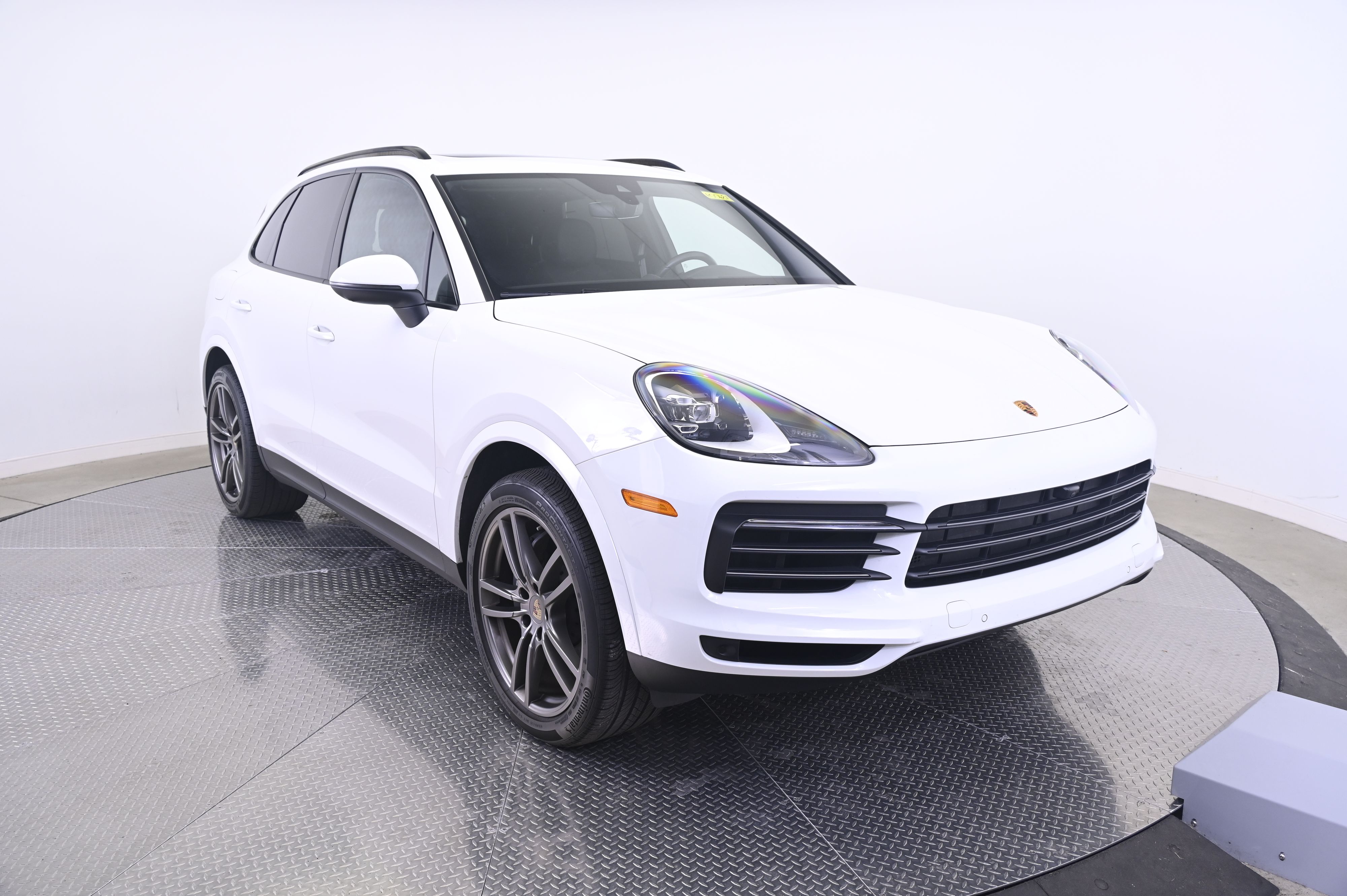 Thumbnail: 2022 Porsche Cayenne - 9