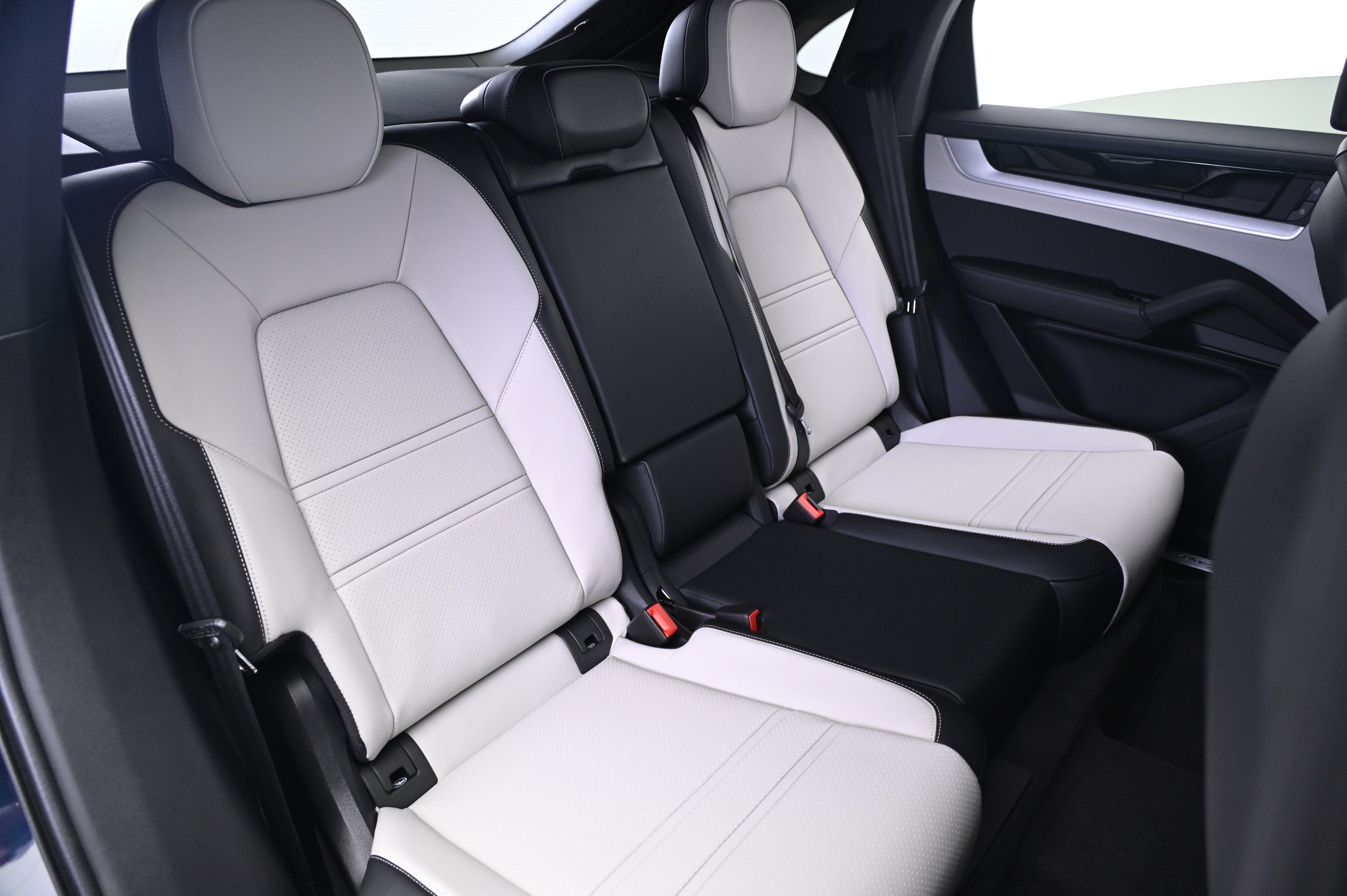 Thumbnail: 2026 Porsche  - 19