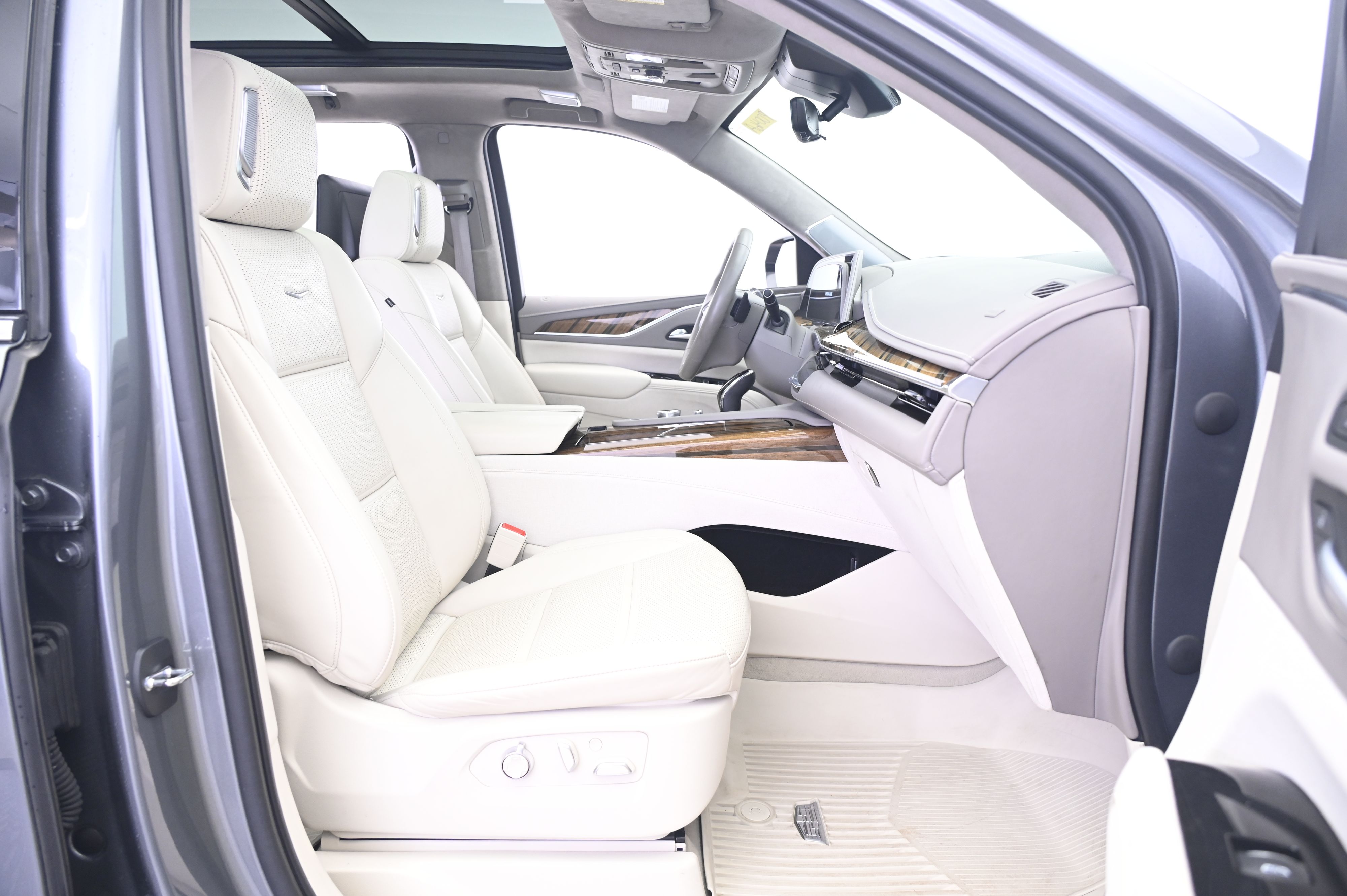 Thumbnail: 2022 Cadillac Escalade - 25