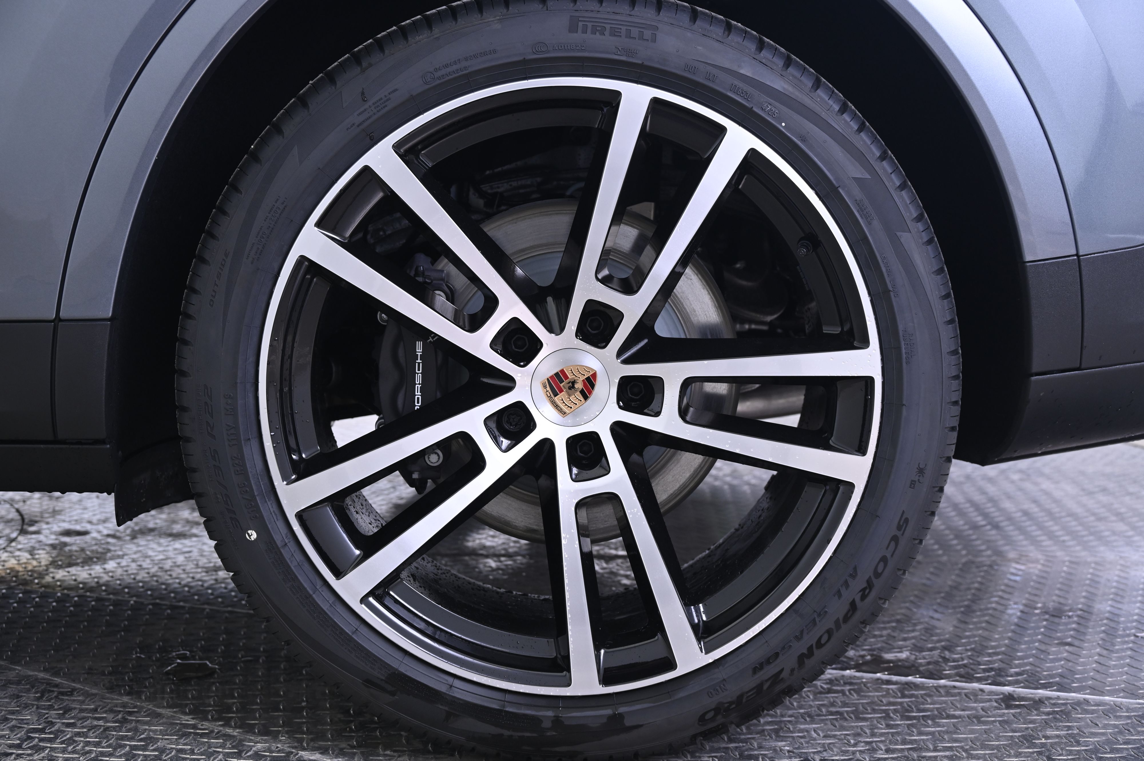 Thumbnail: 2026 Porsche Cayenne - 12