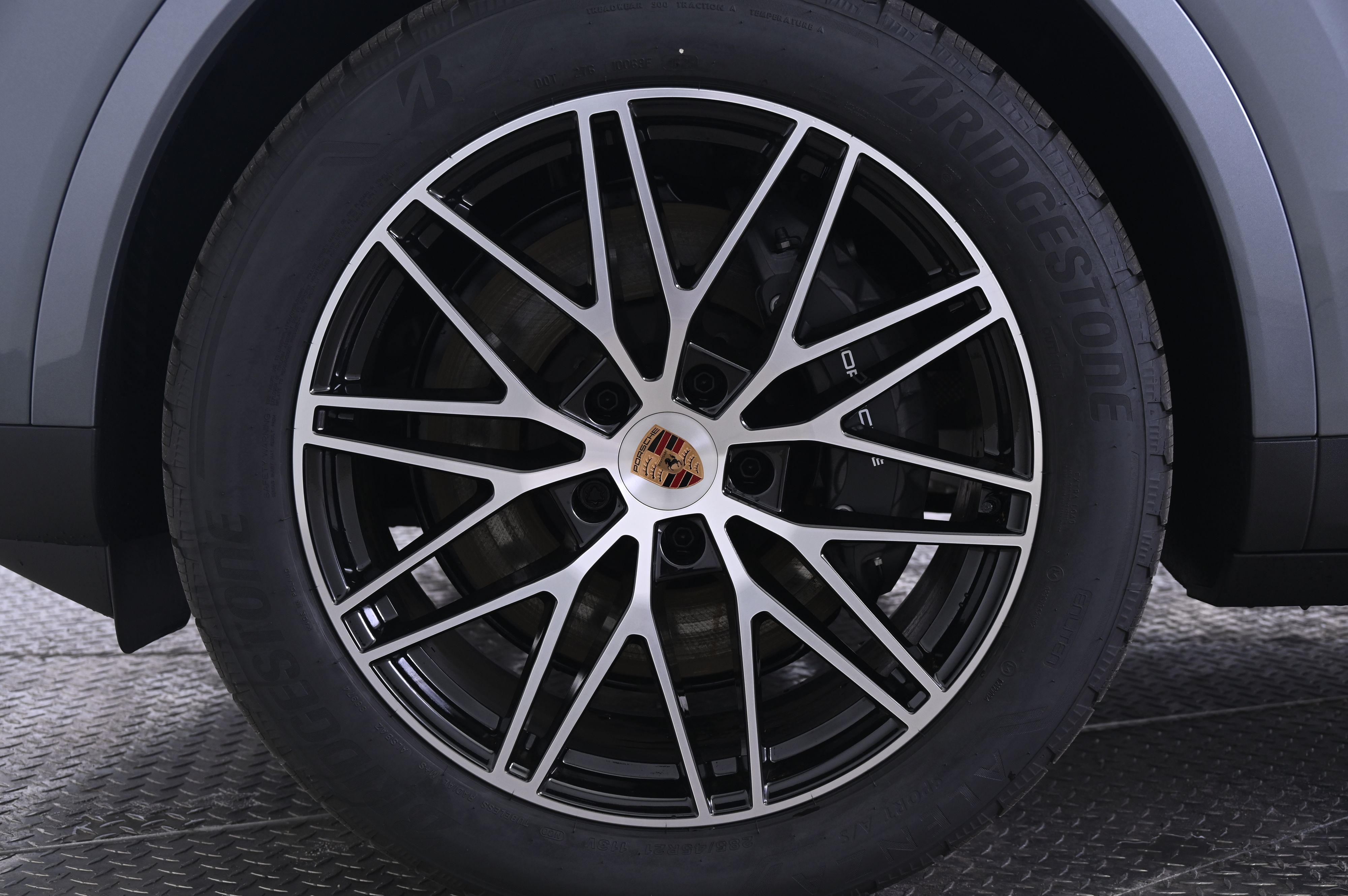 Thumbnail: 2026 Porsche Cayenne - 11