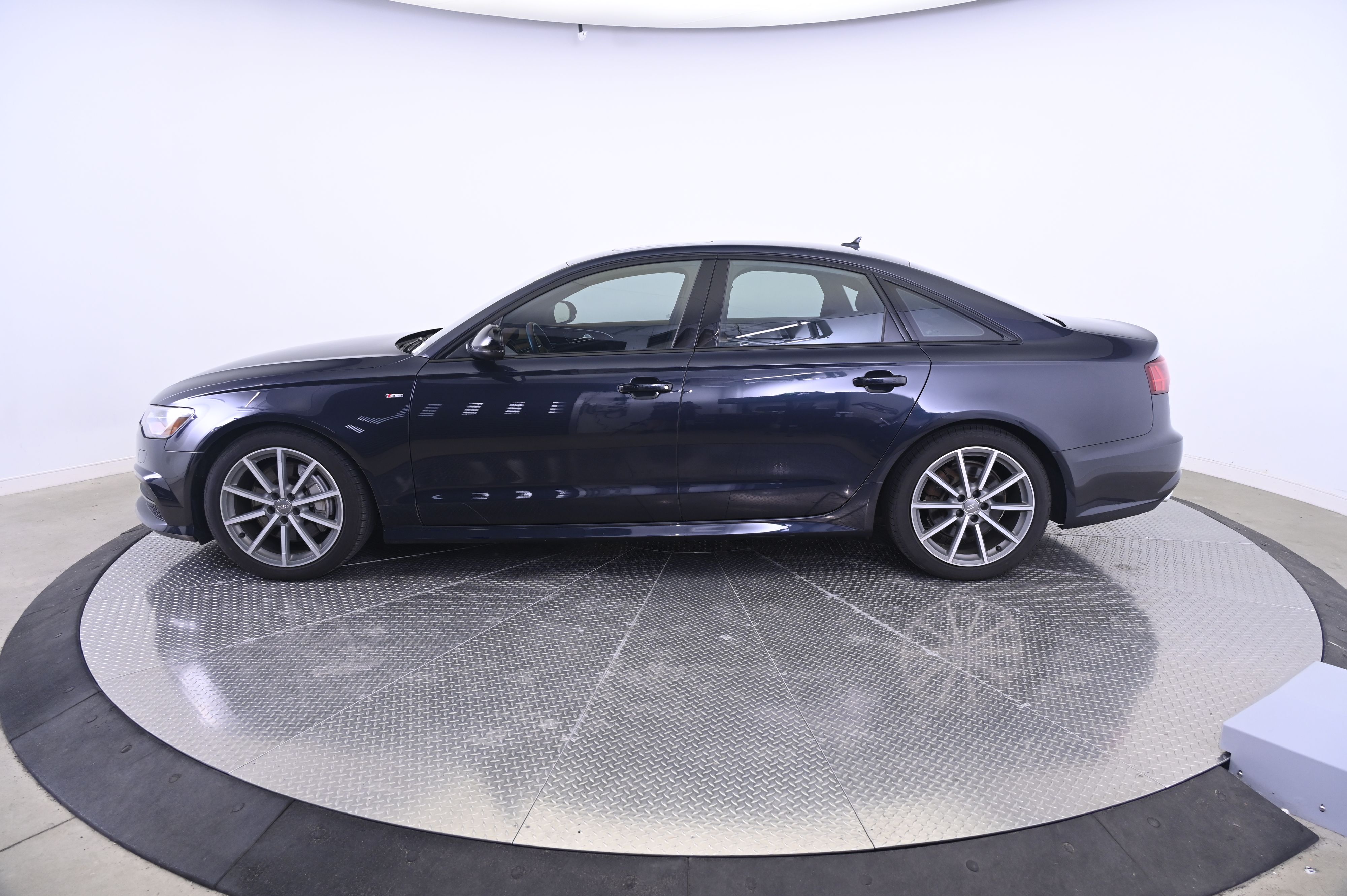 Thumbnail: 2018 Audi A6 - 2