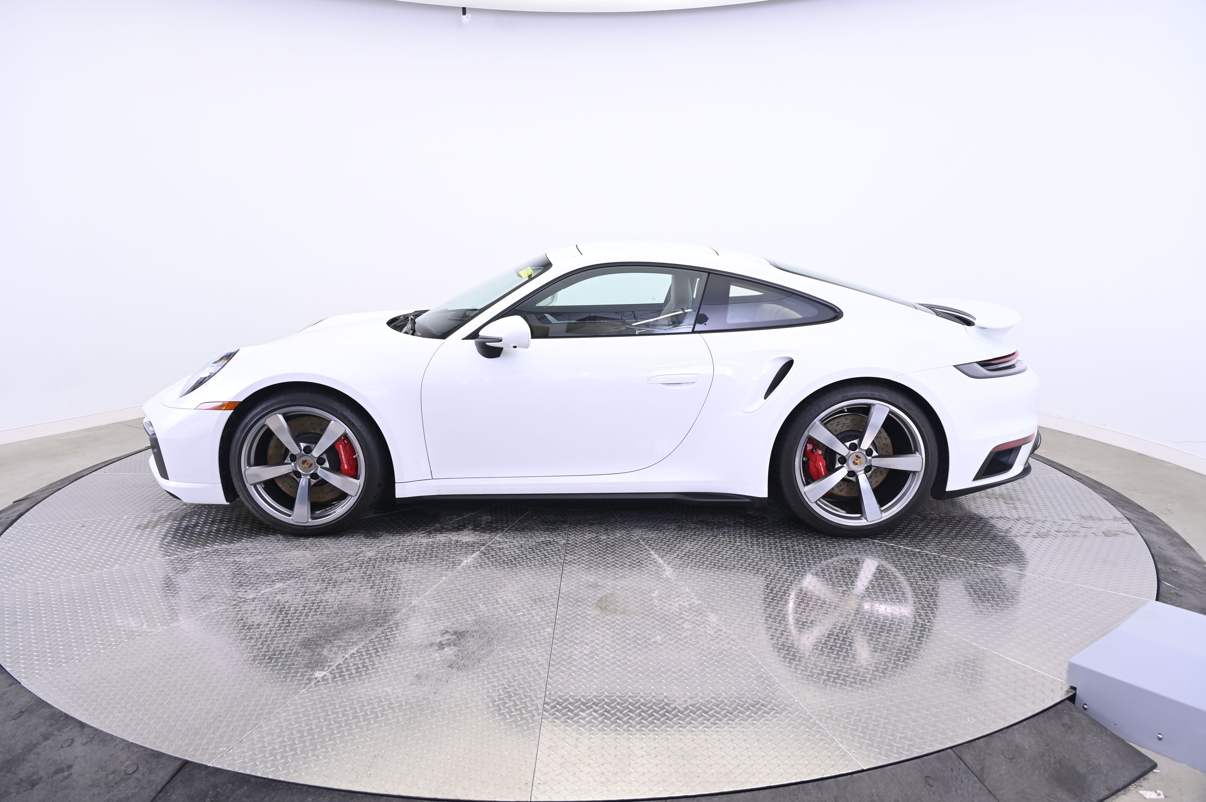 Thumbnail: 2024 Porsche 911 - 2