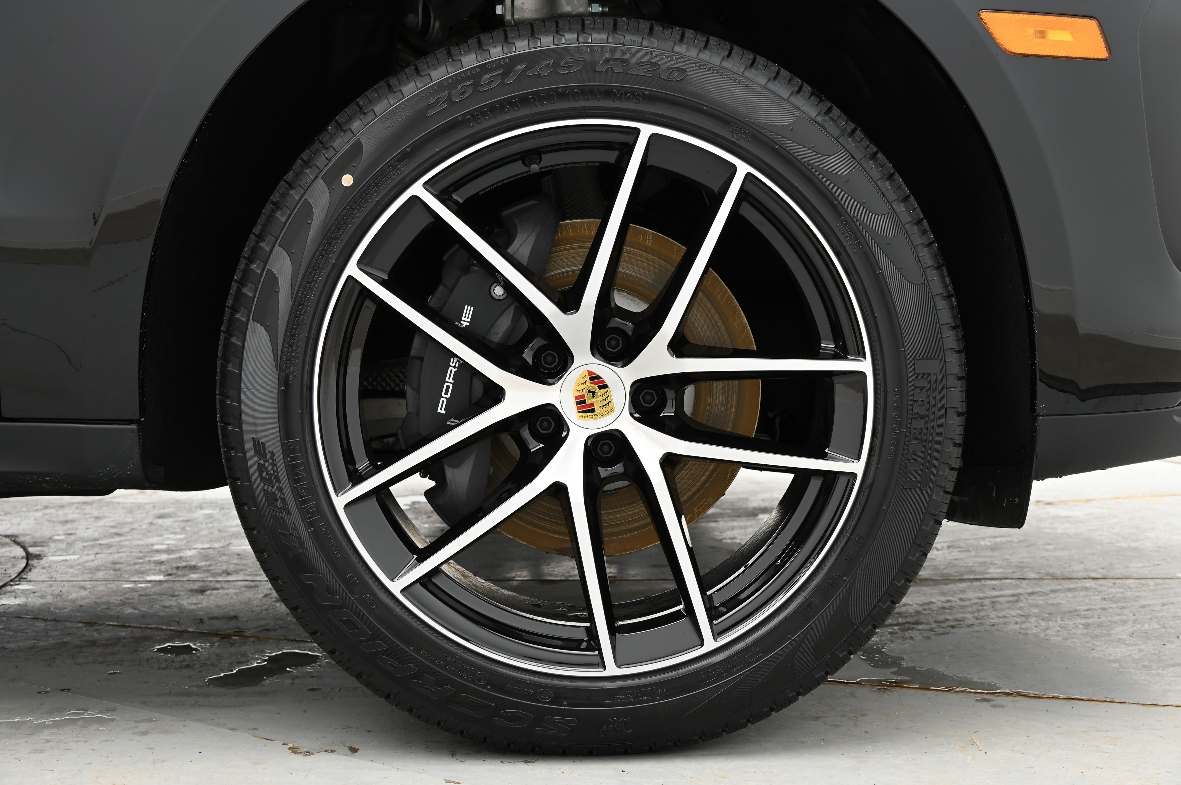 Thumbnail: 2025 Porsche Macan - 18