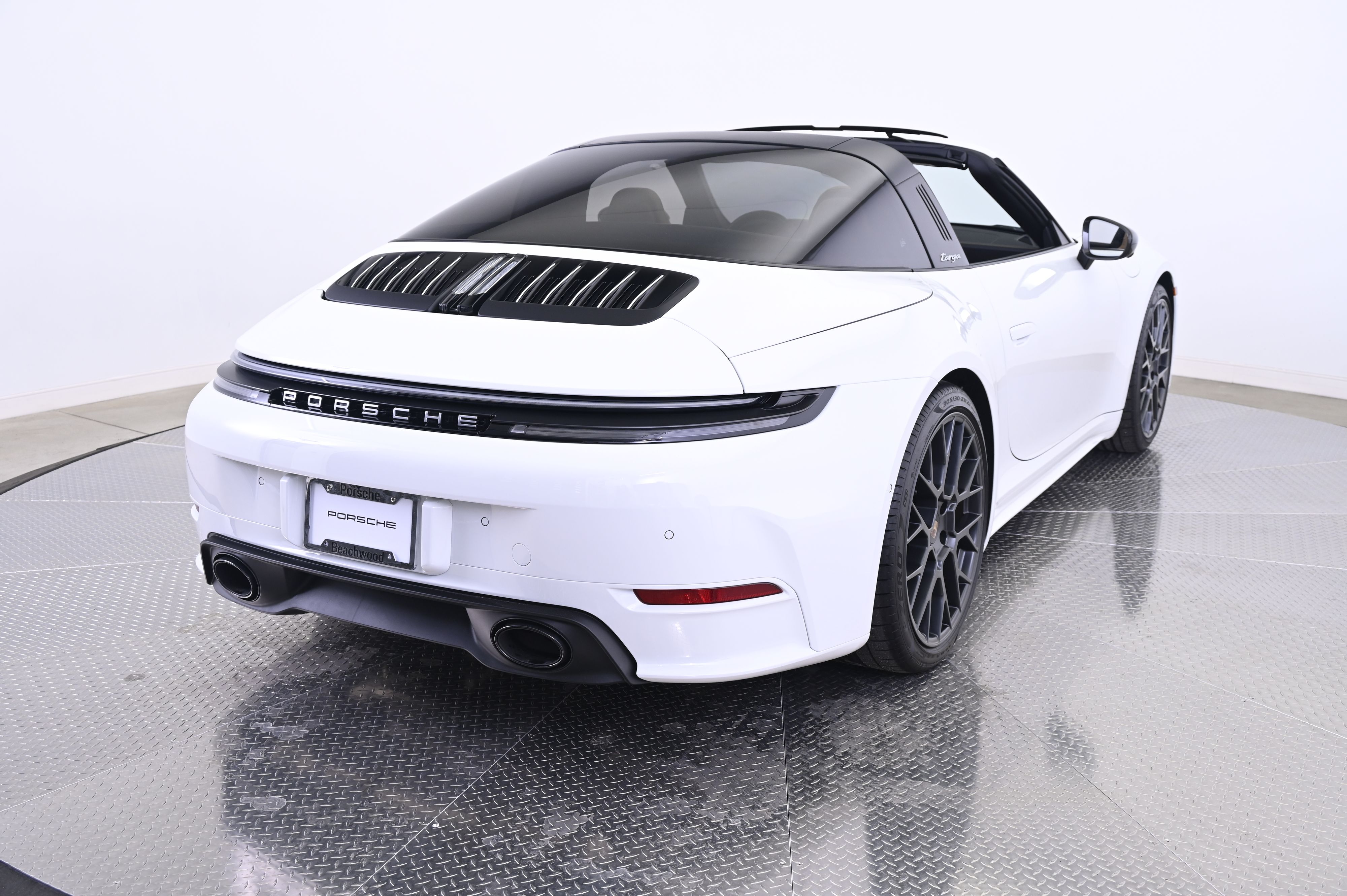 Thumbnail: 2026 Porsche 911 - 7