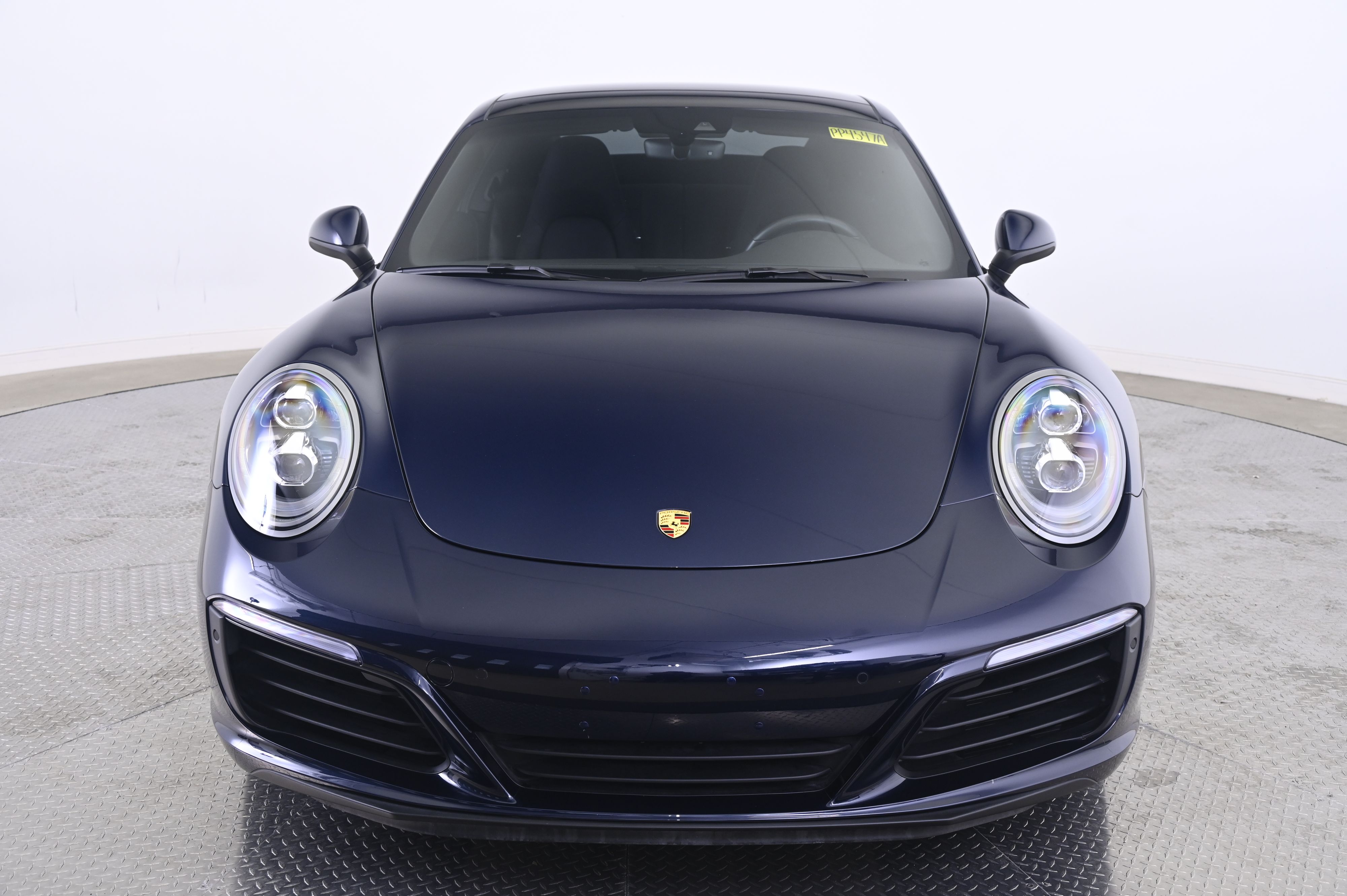 Thumbnail: 2019 Porsche 911 - 10