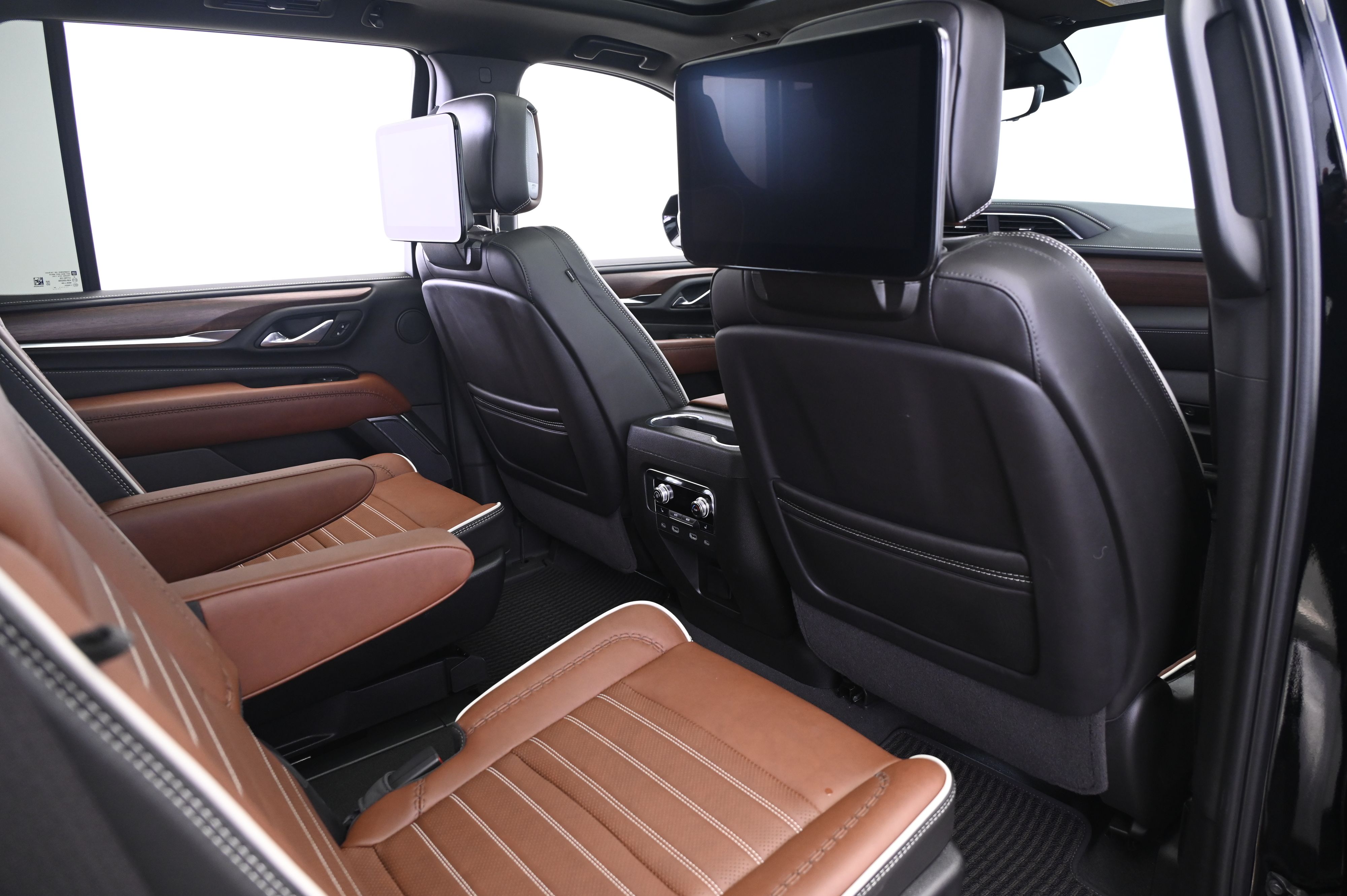 Thumbnail: 2024 GMC Yukon - 18