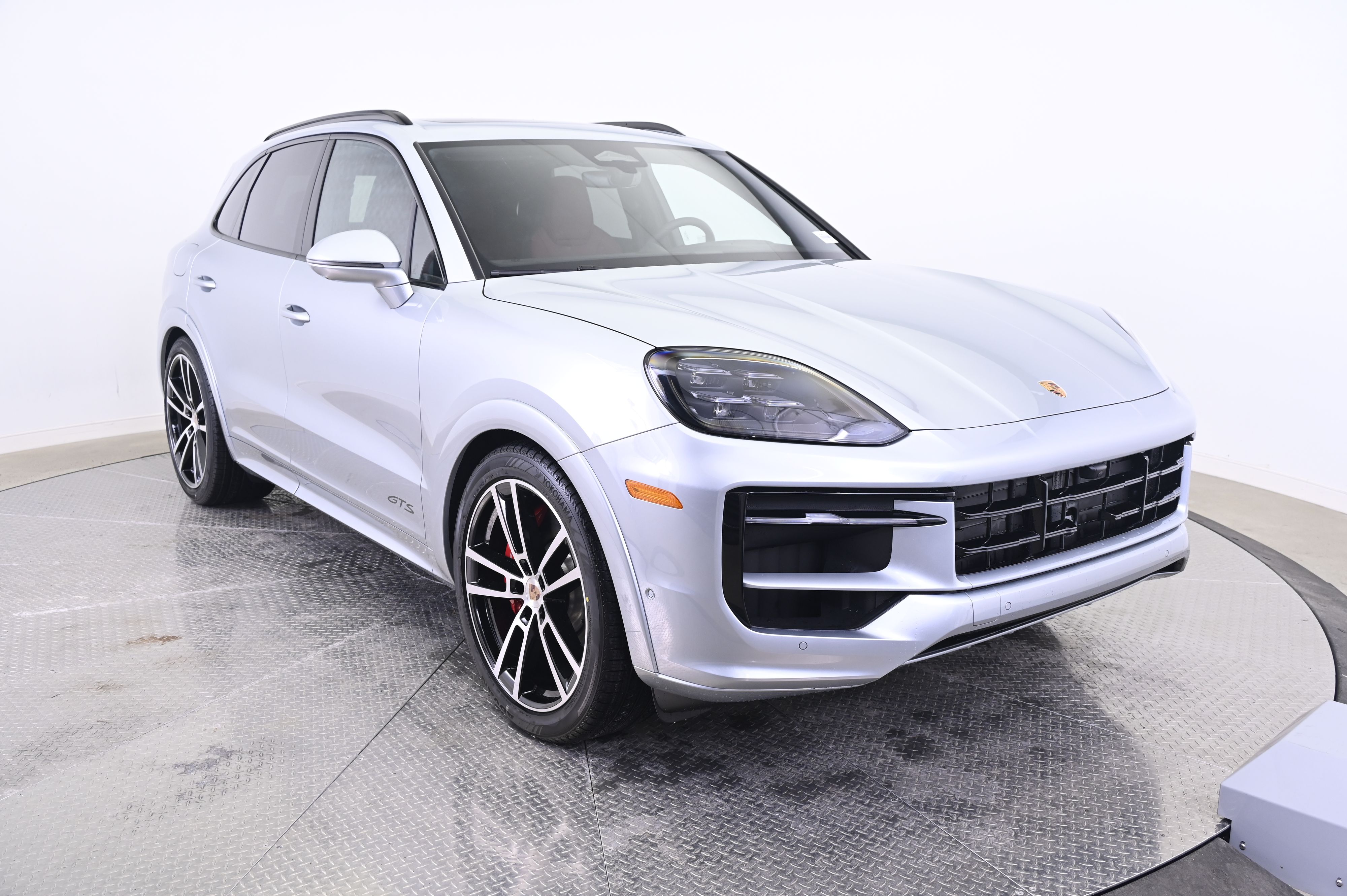 Thumbnail: 2026 Porsche Cayenne - 9