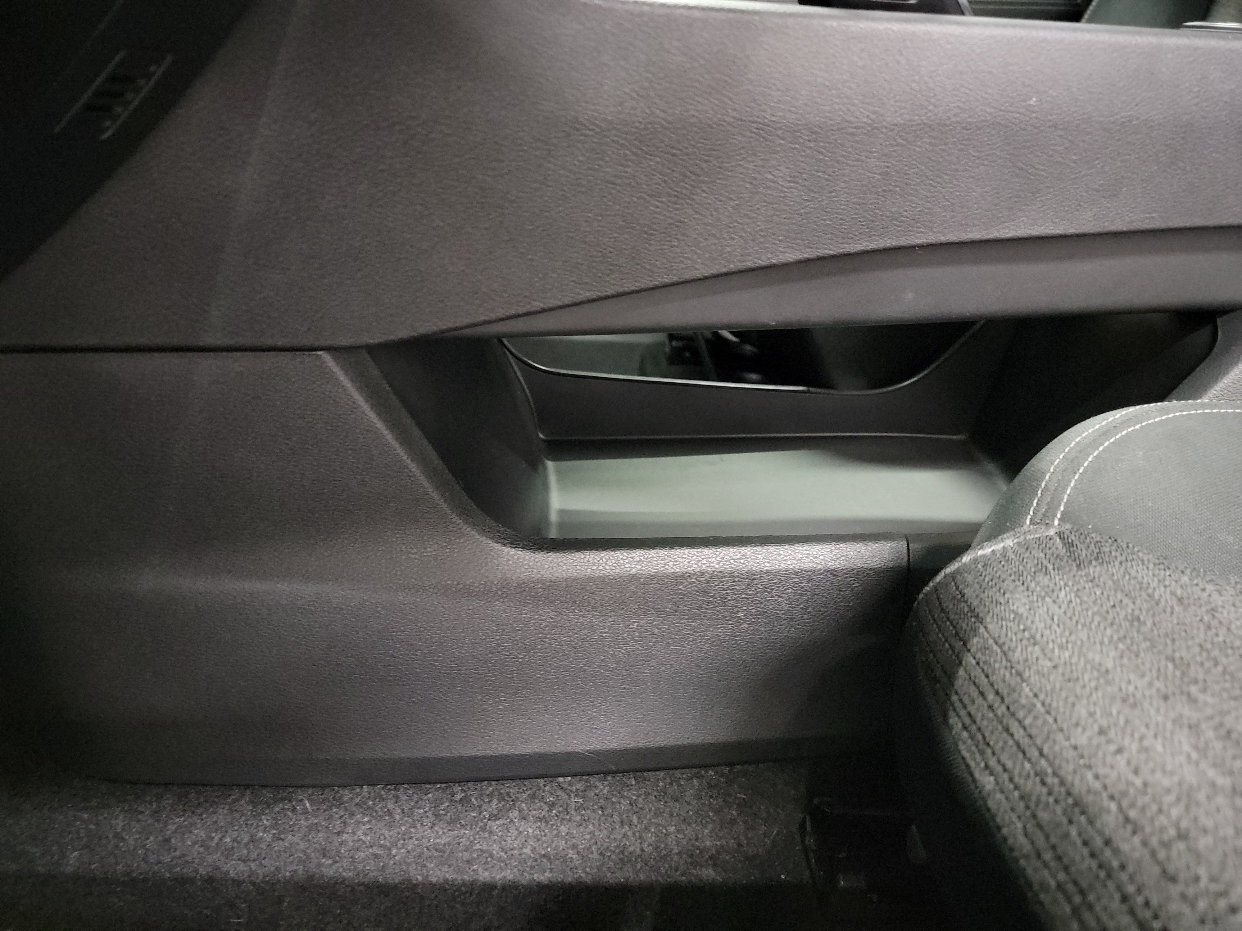 2021 Nissan Rogue SV photo