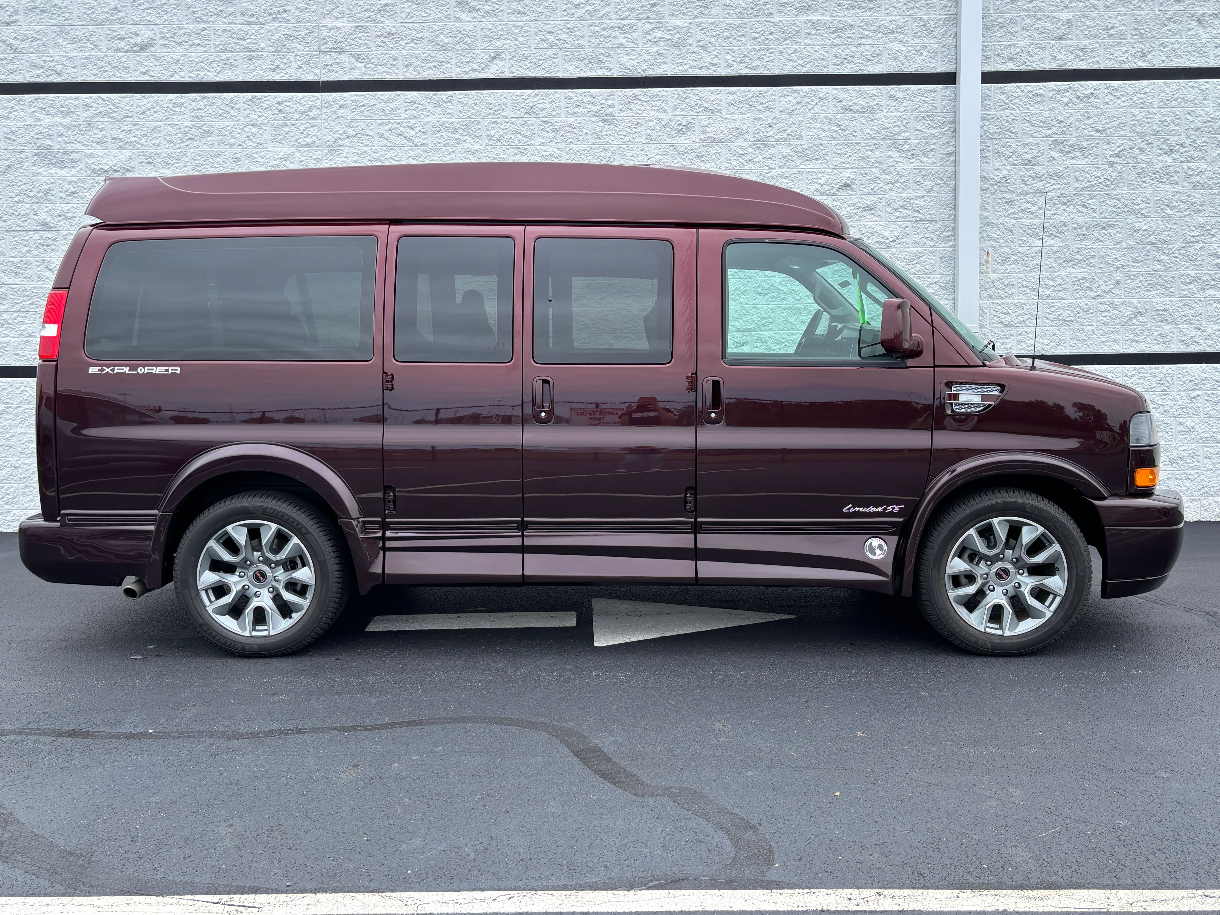 New 2026 Special Exterior Color GMC Explorer Limited SE image 6