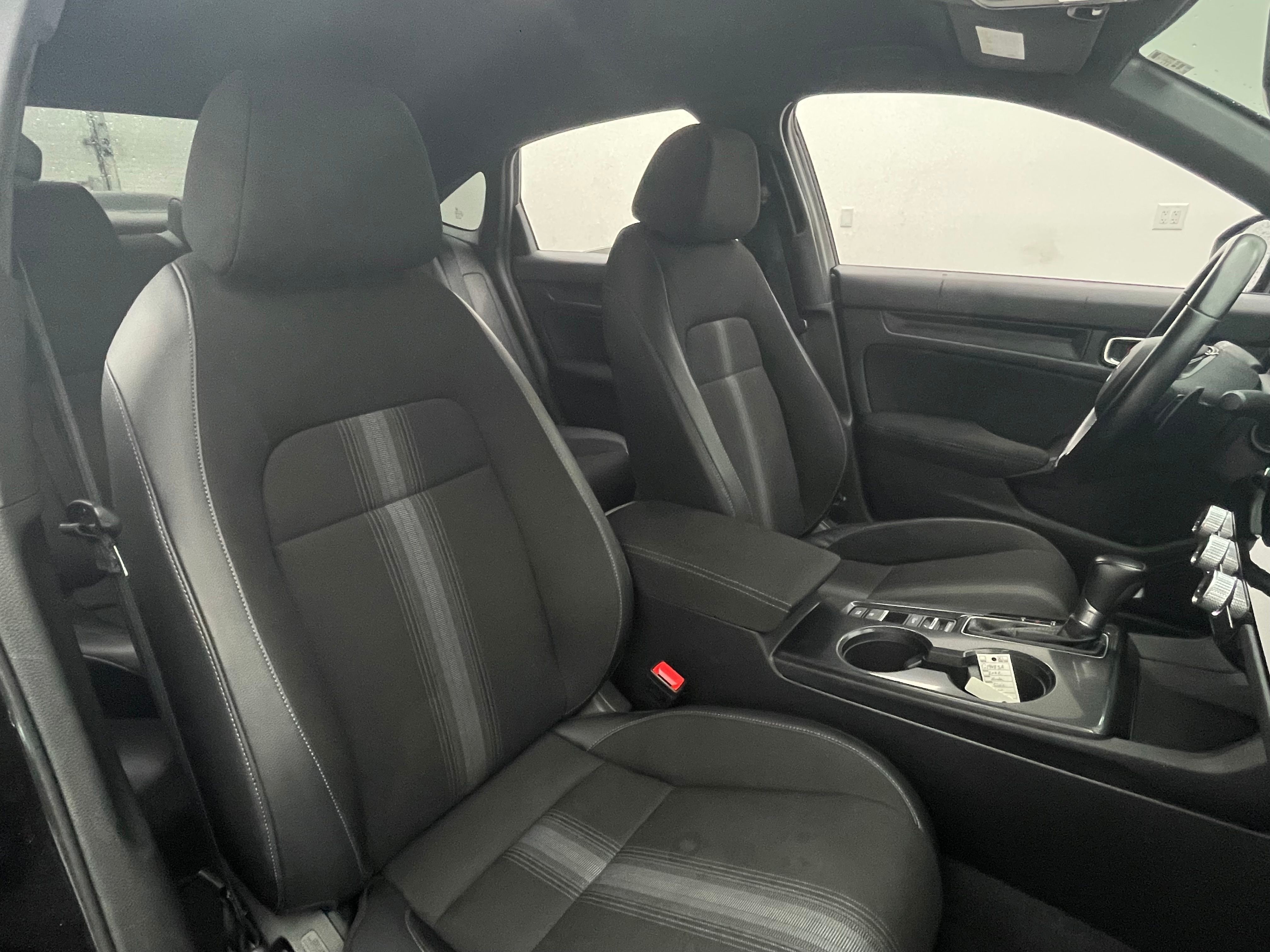 Used 2022 Crystal Black Pearl Honda Sport image 31