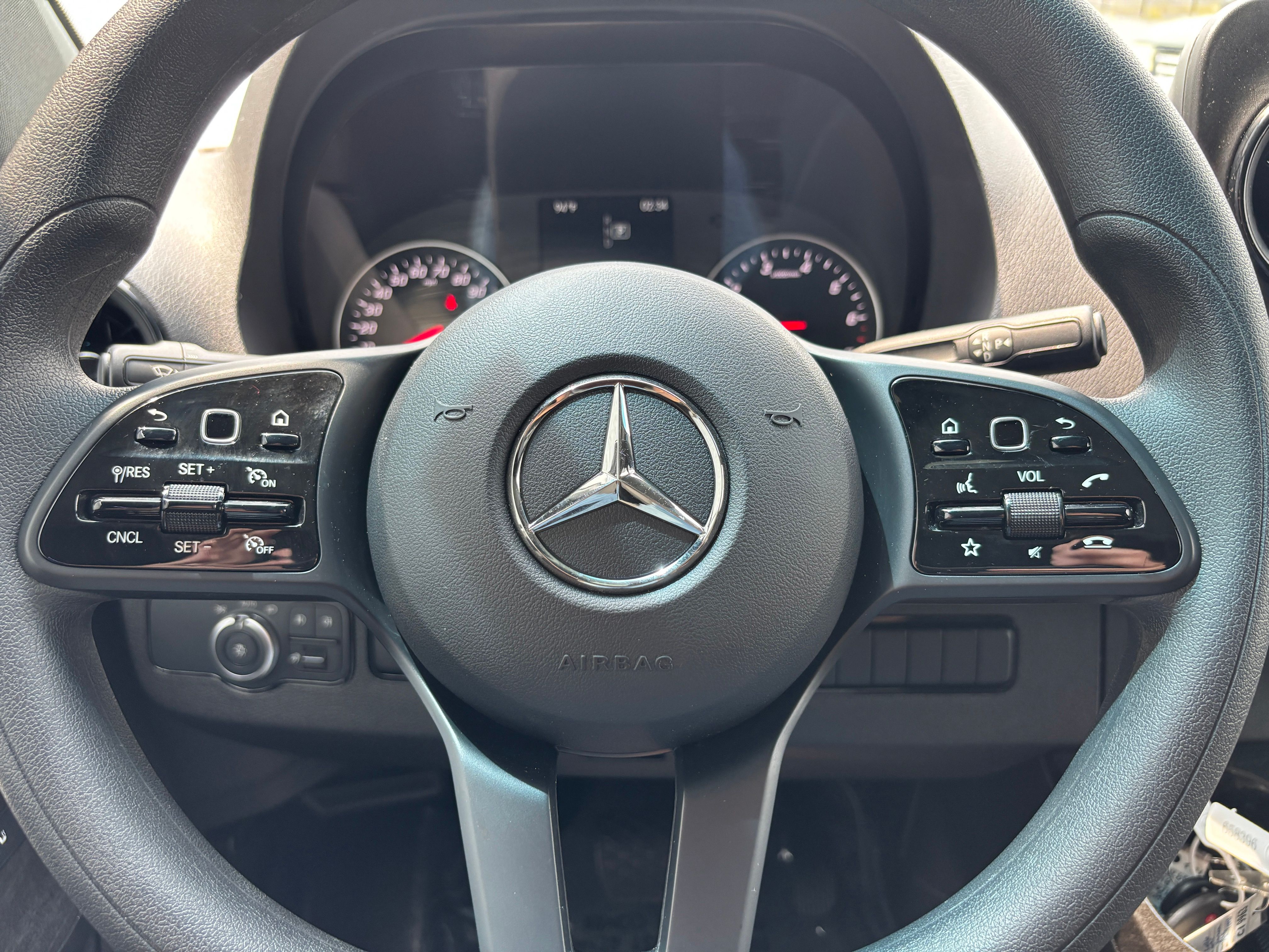 Used 2023 Black Mercedes-Benz Explorer Limited SE image 30