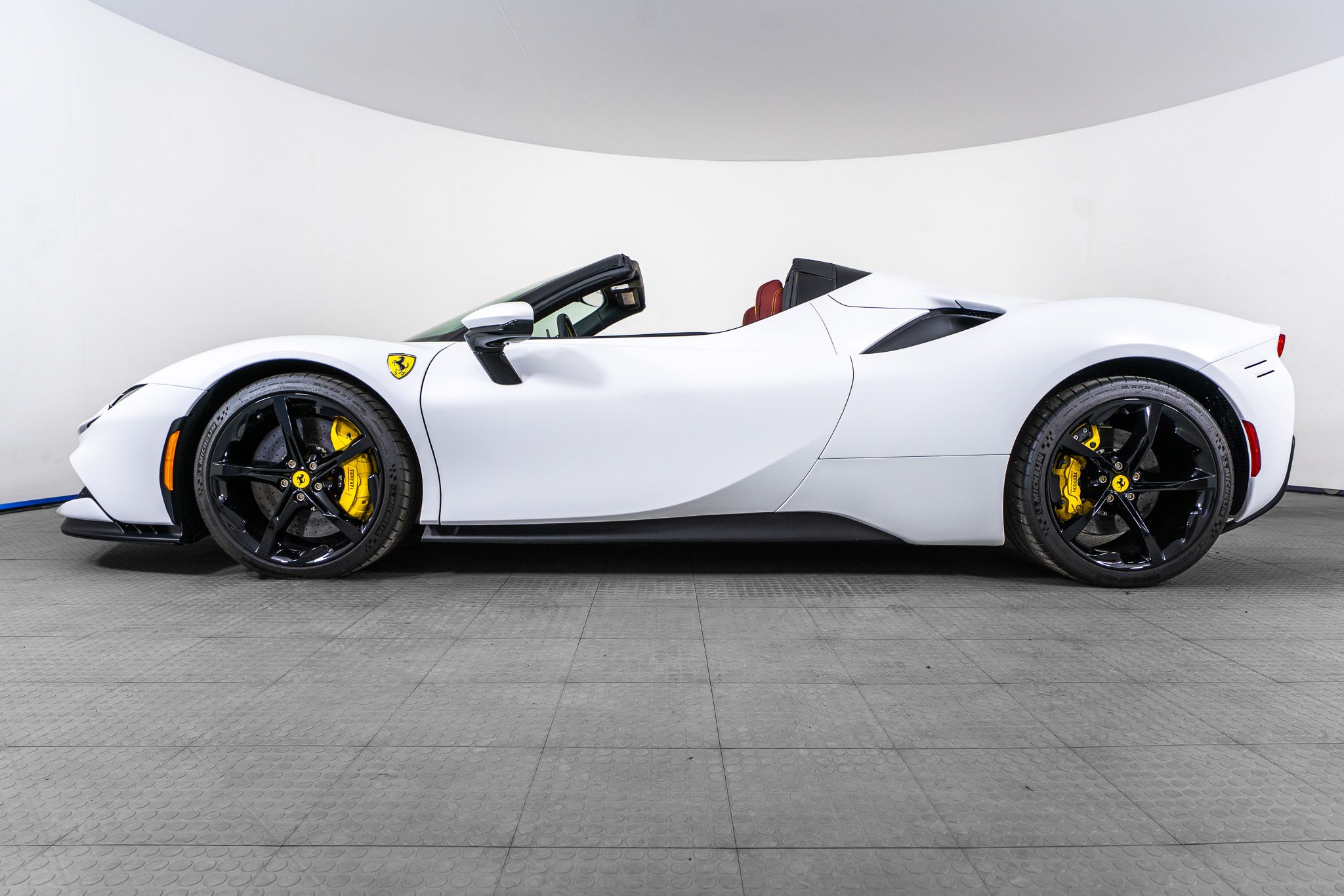 CPO Bianco Cervino 2024 Ferrari SF90 Spider for Sale in Houston