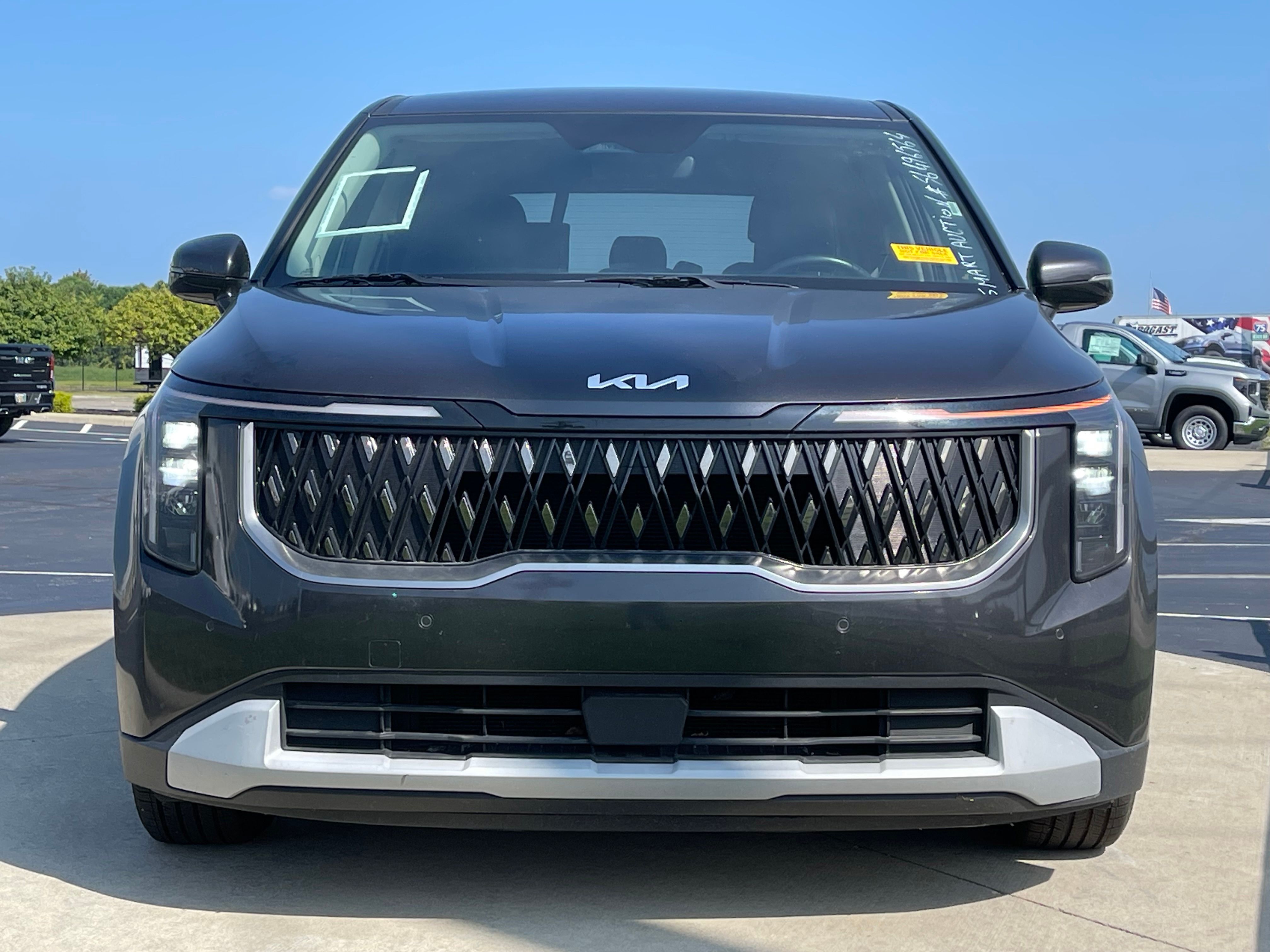 Used 2025 Panthera Metal Kia LXS image 2