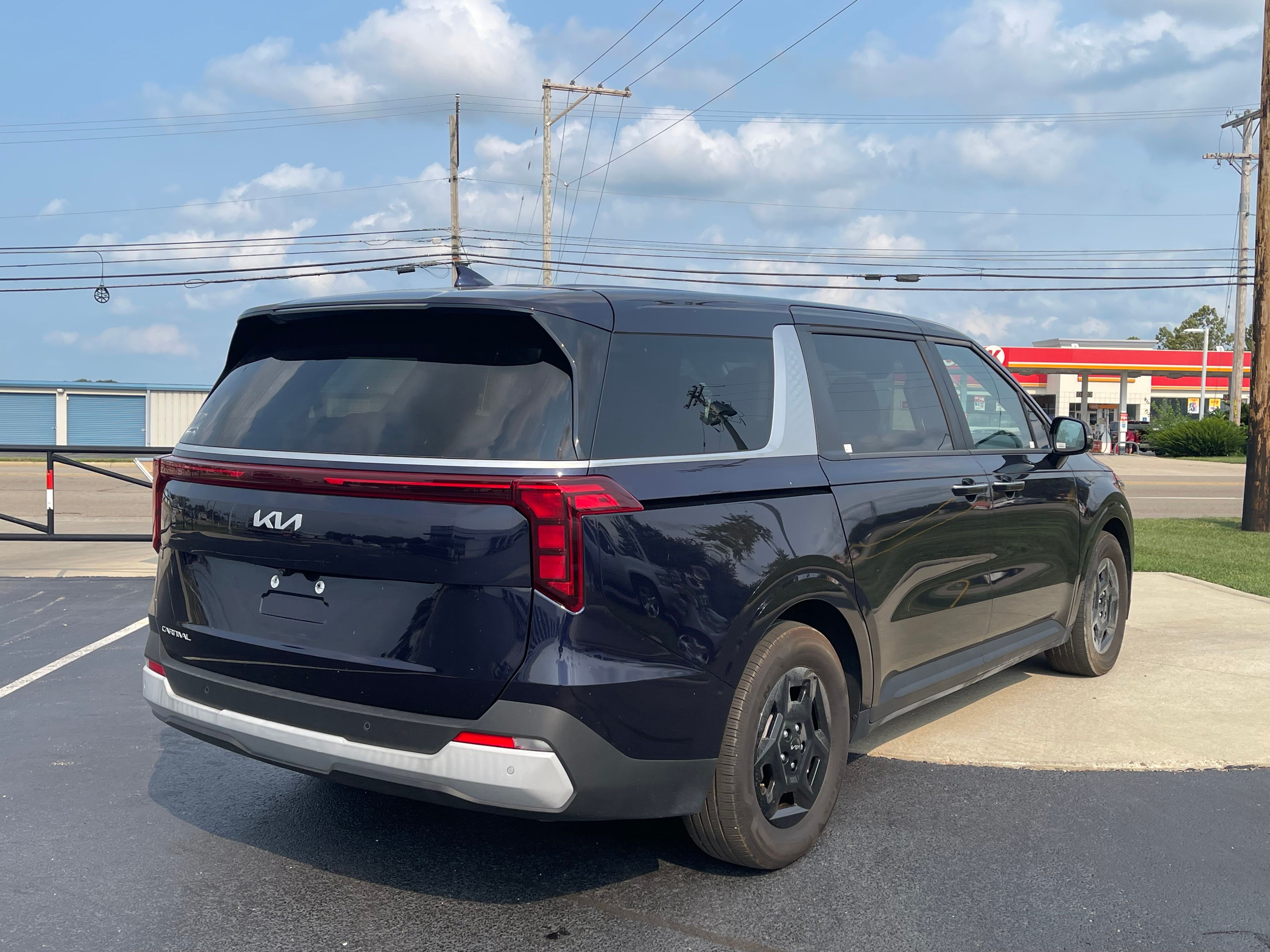 Used 2025 Deep Chroma Blue Kia LXS image 7