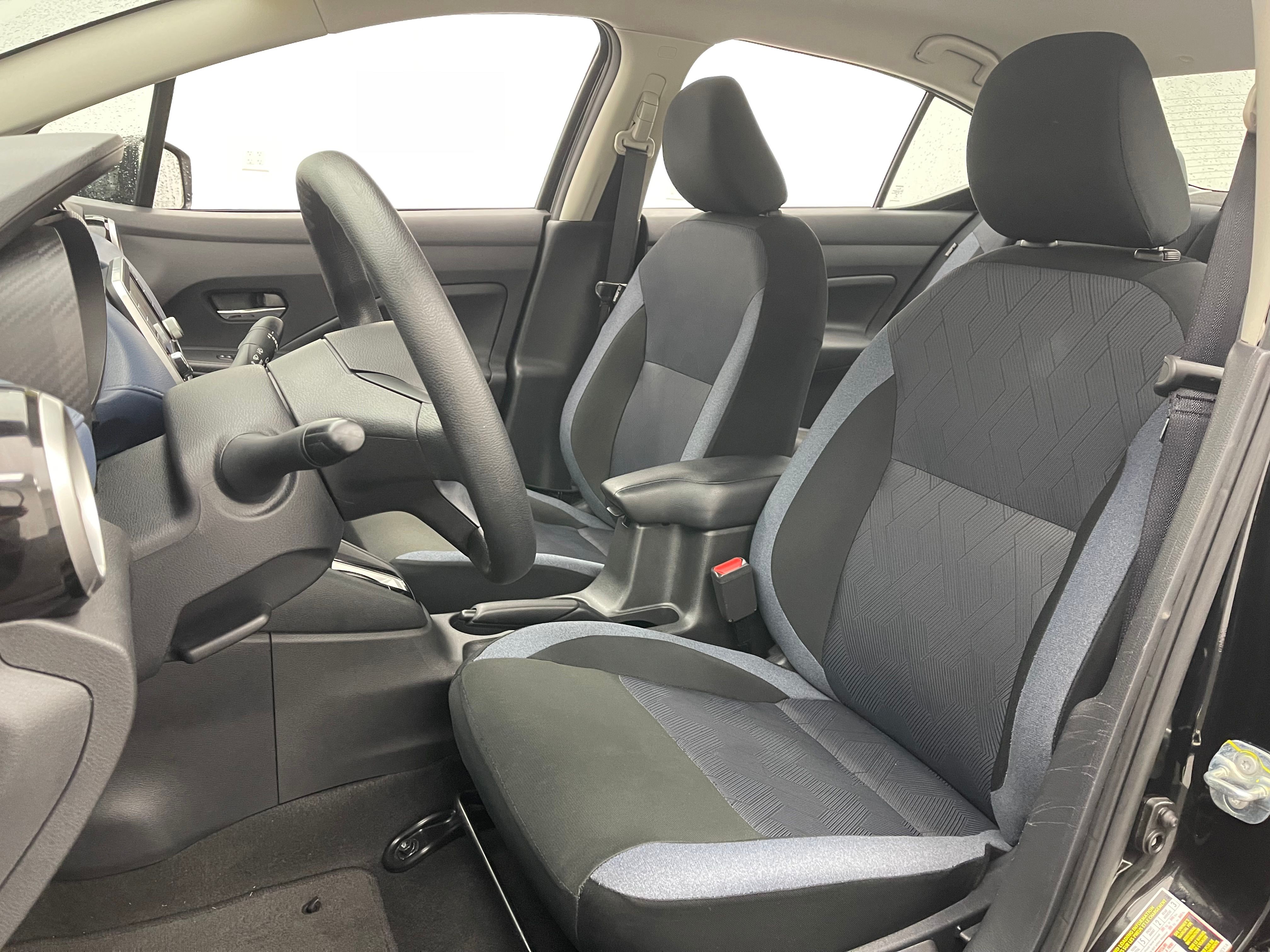 Used 2025 Super Black Metallic Nissan 1.6 SV image 16