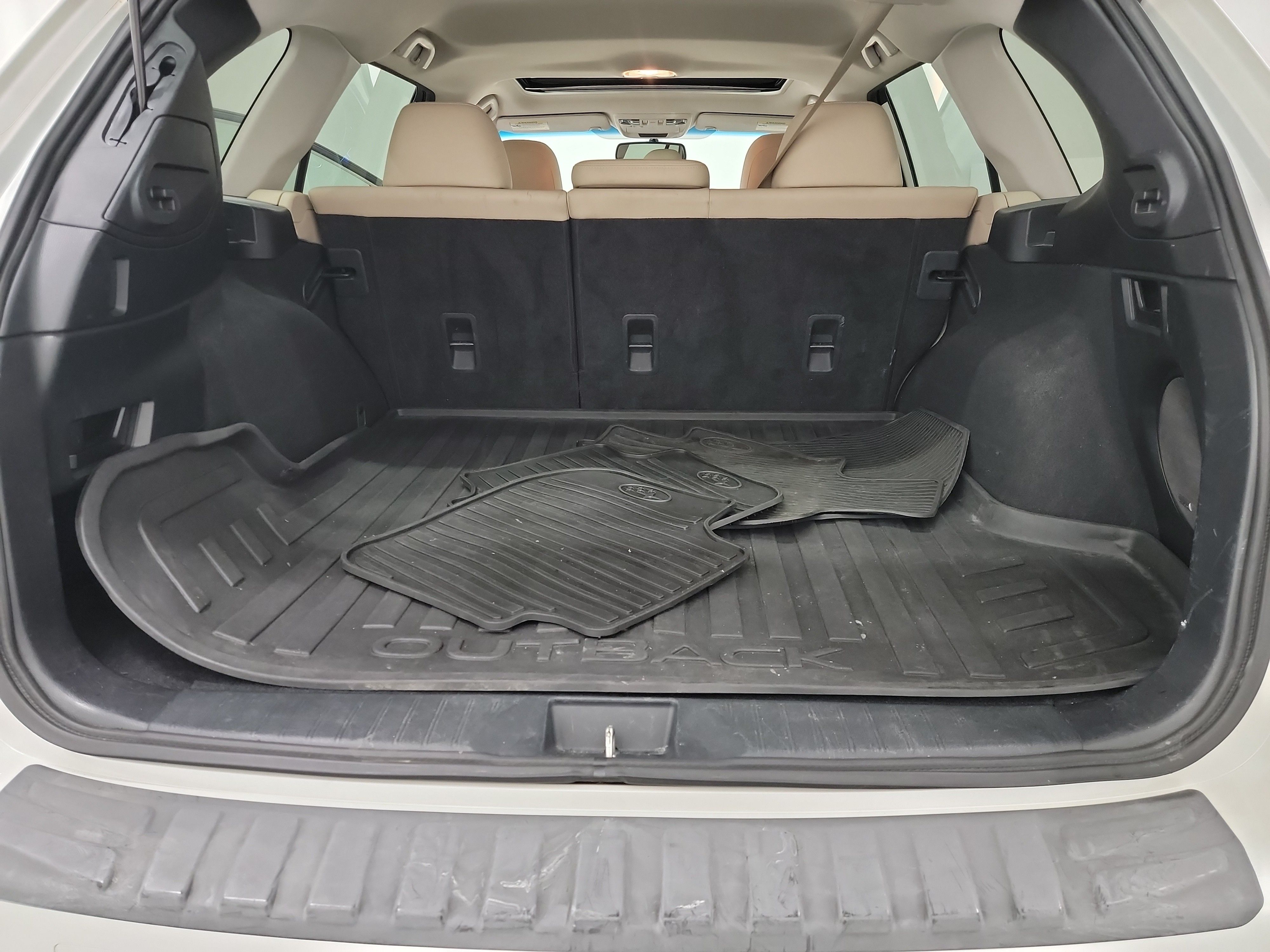 2015 Subaru Outback 2.5i photo