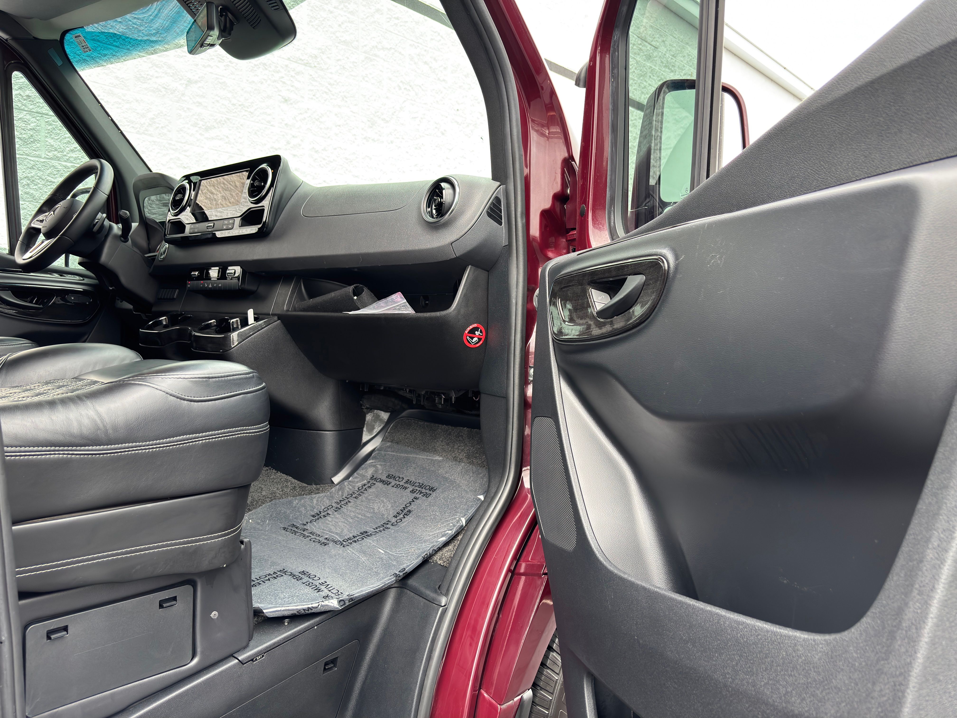 Used 2024 Maroon Mercedes-Benz Explorer Limited SE image 22
