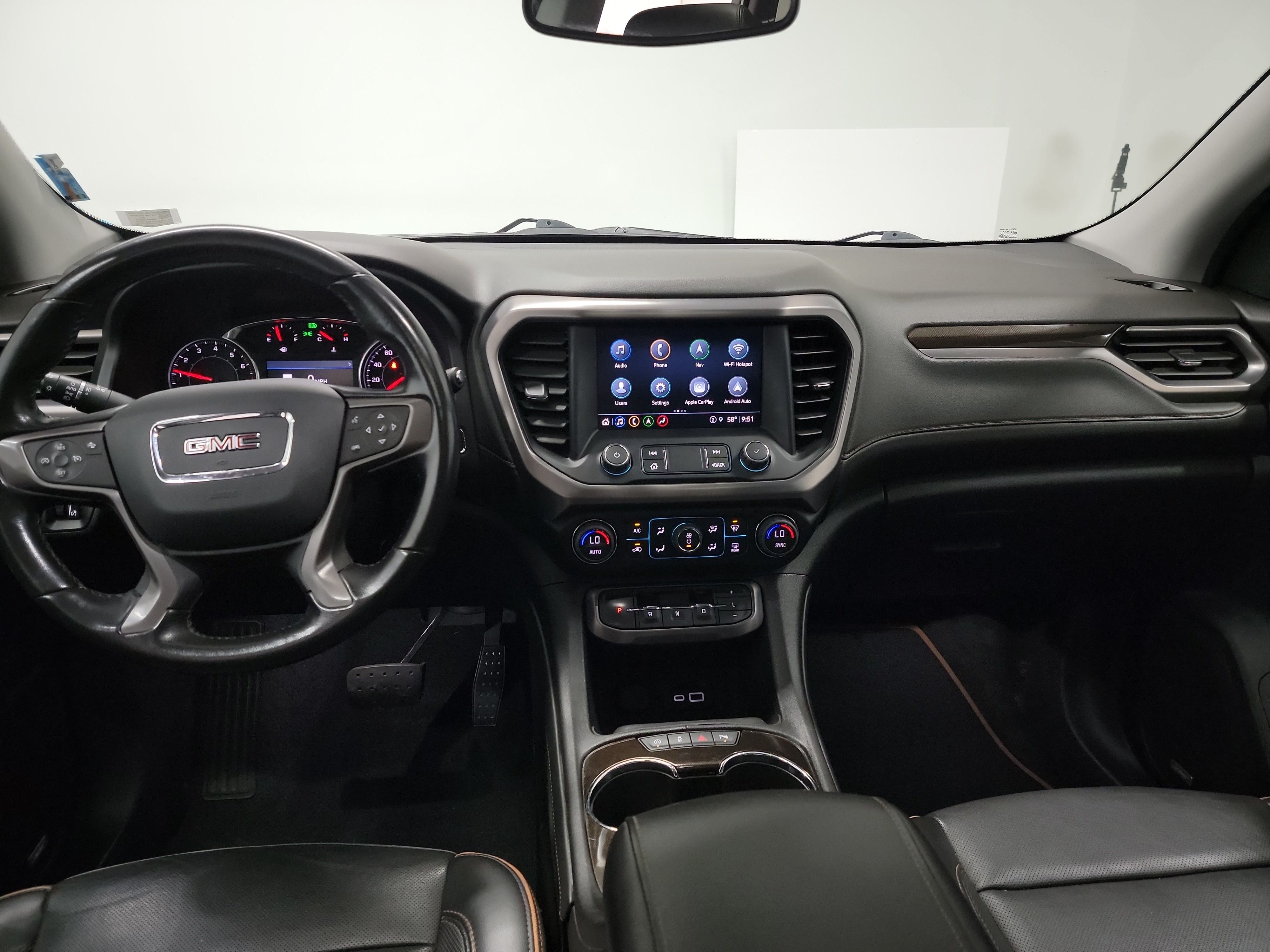 2022 GMC Acadia AT4 photo