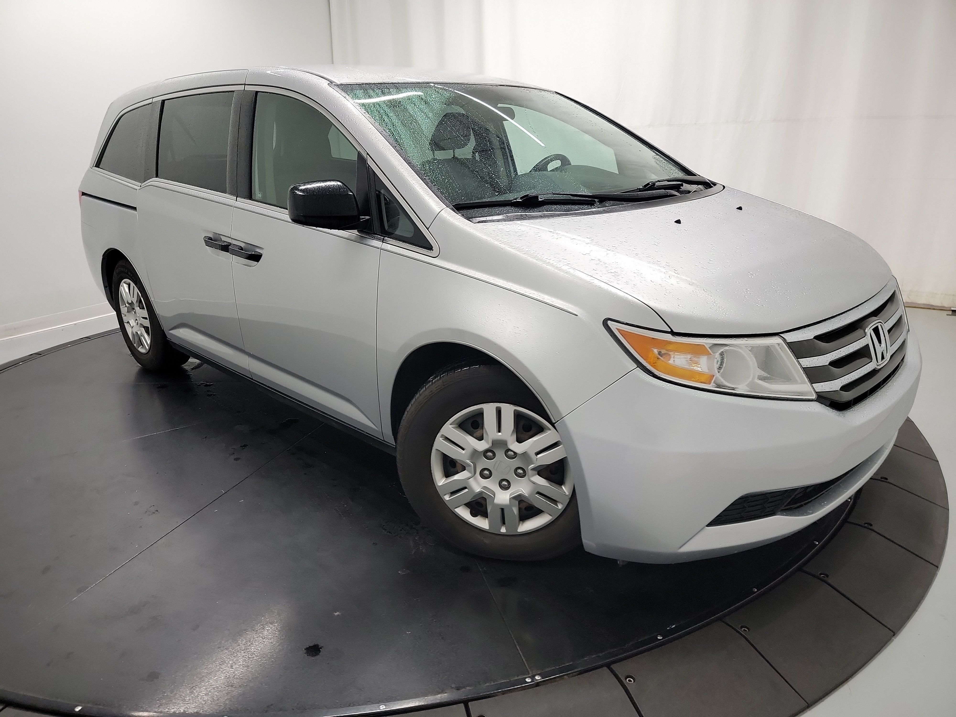 2012 Honda Odyssey LX photo