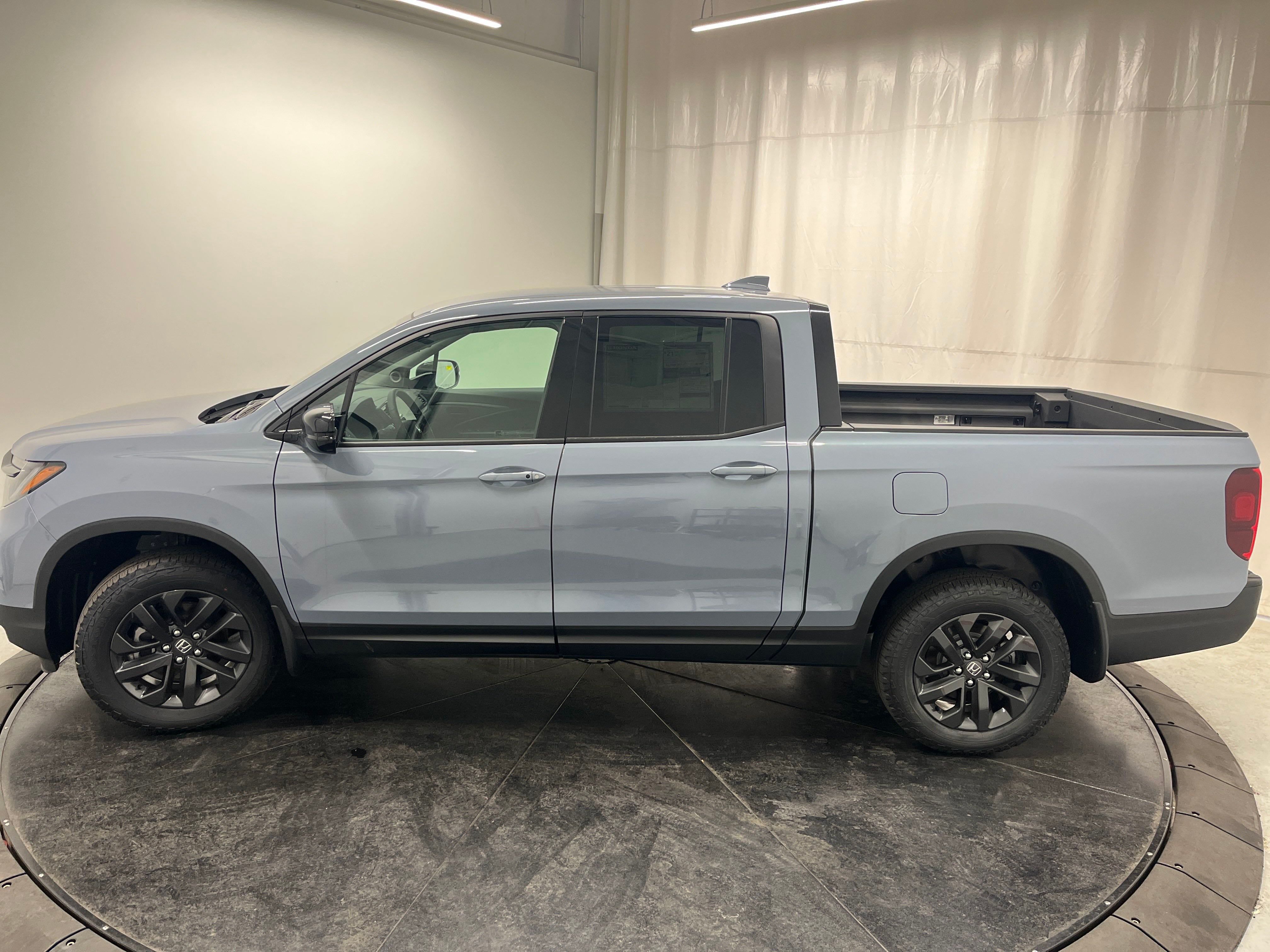 2025 Honda Ridgeline Sport photo