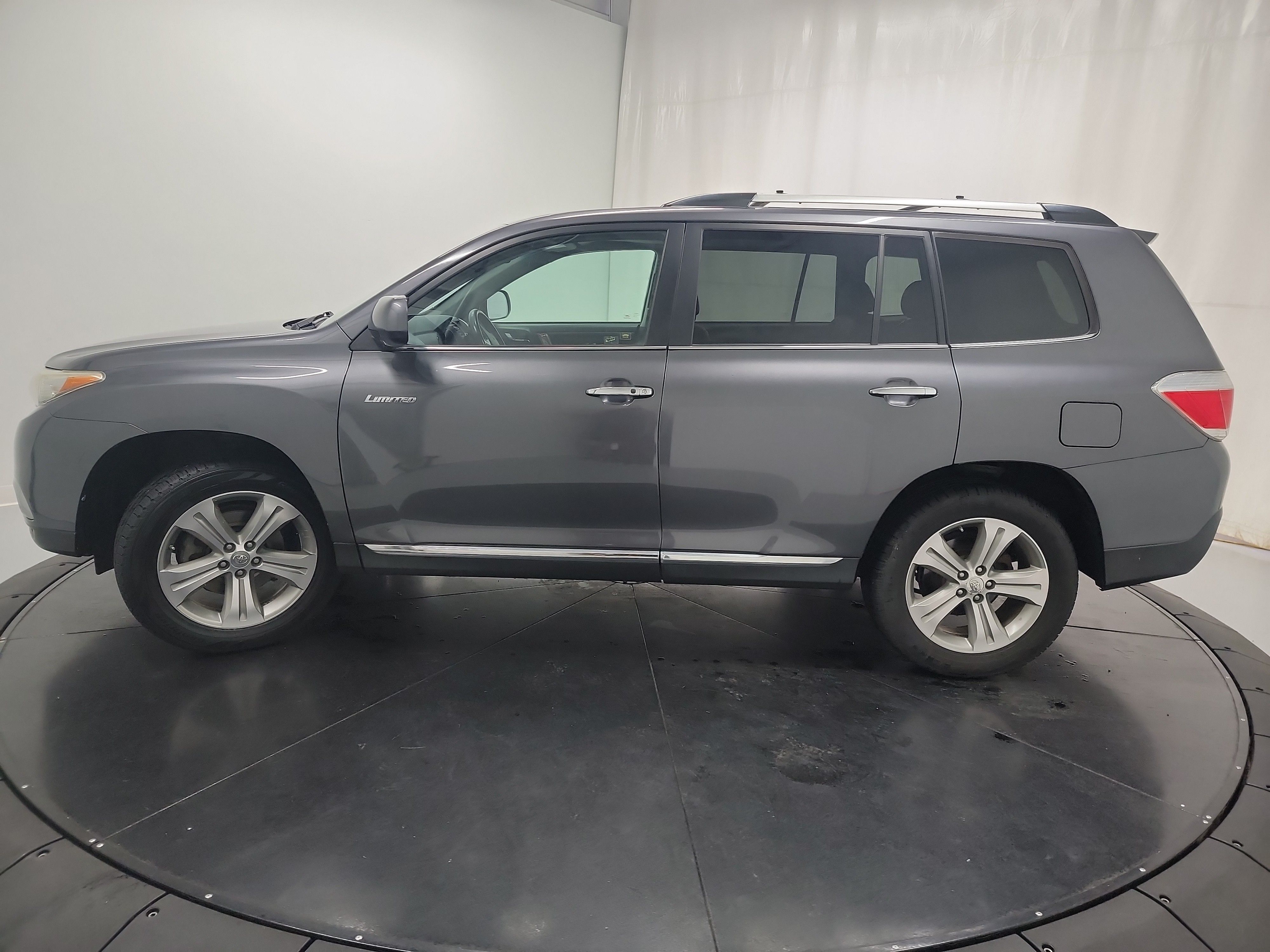 2013 Toyota Highlander Limited photo