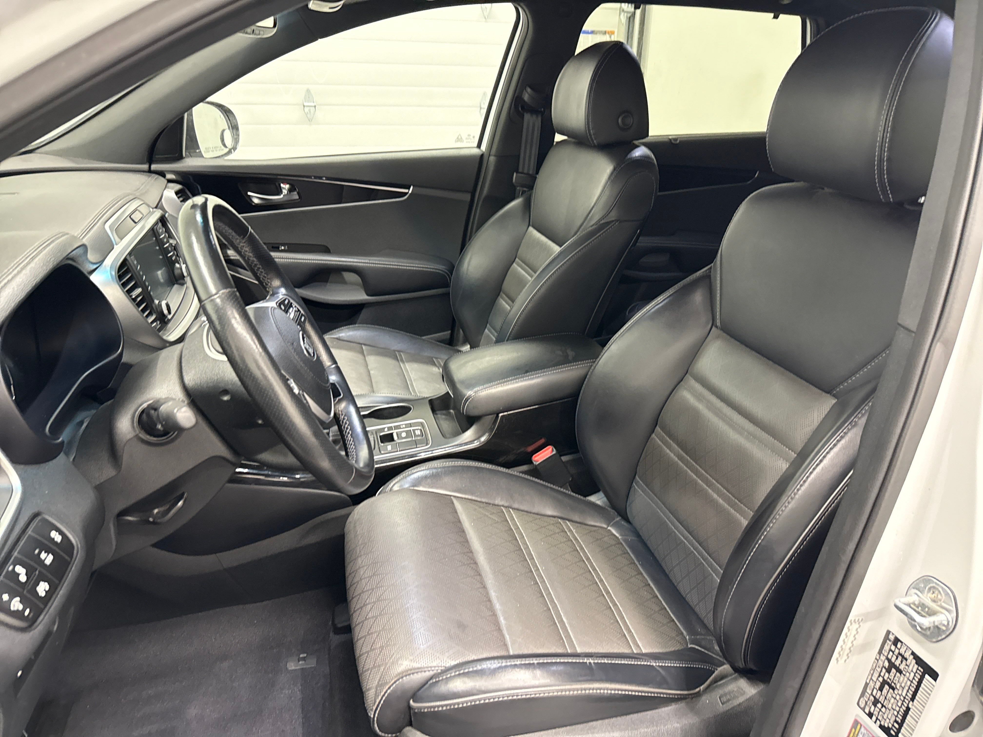 2019 Kia Sorento SX Limited photo