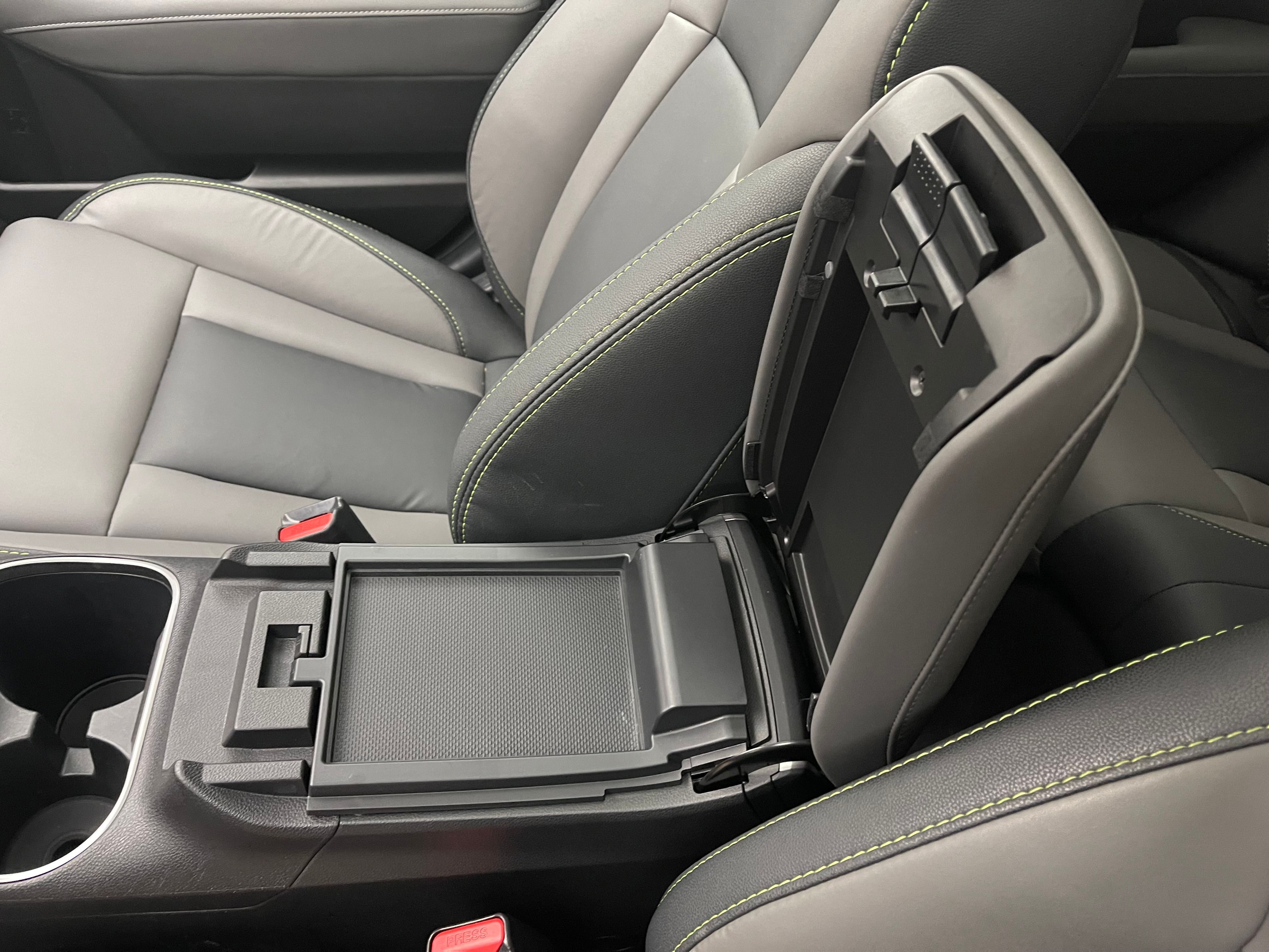 Used 2023 Ice Silver Metallic Subaru Onyx Edition XT image 33