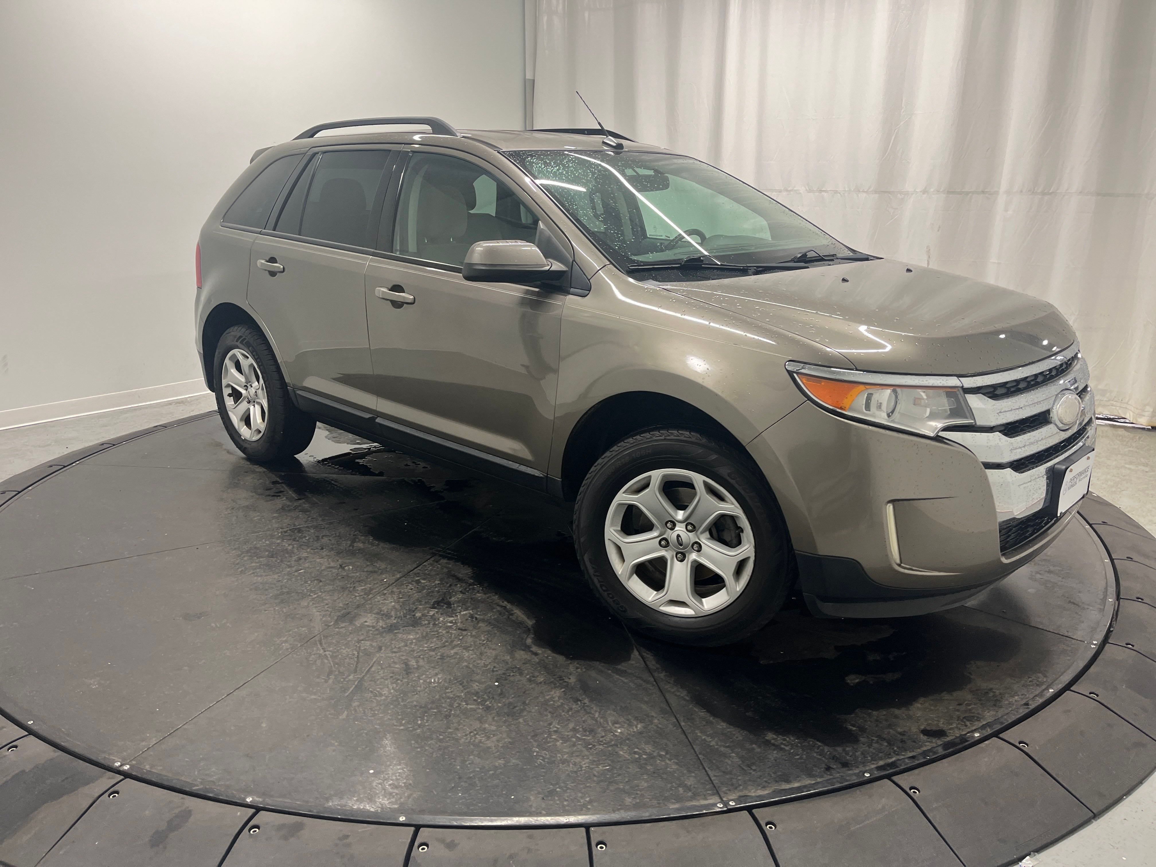 2014 Ford Edge SEL photo