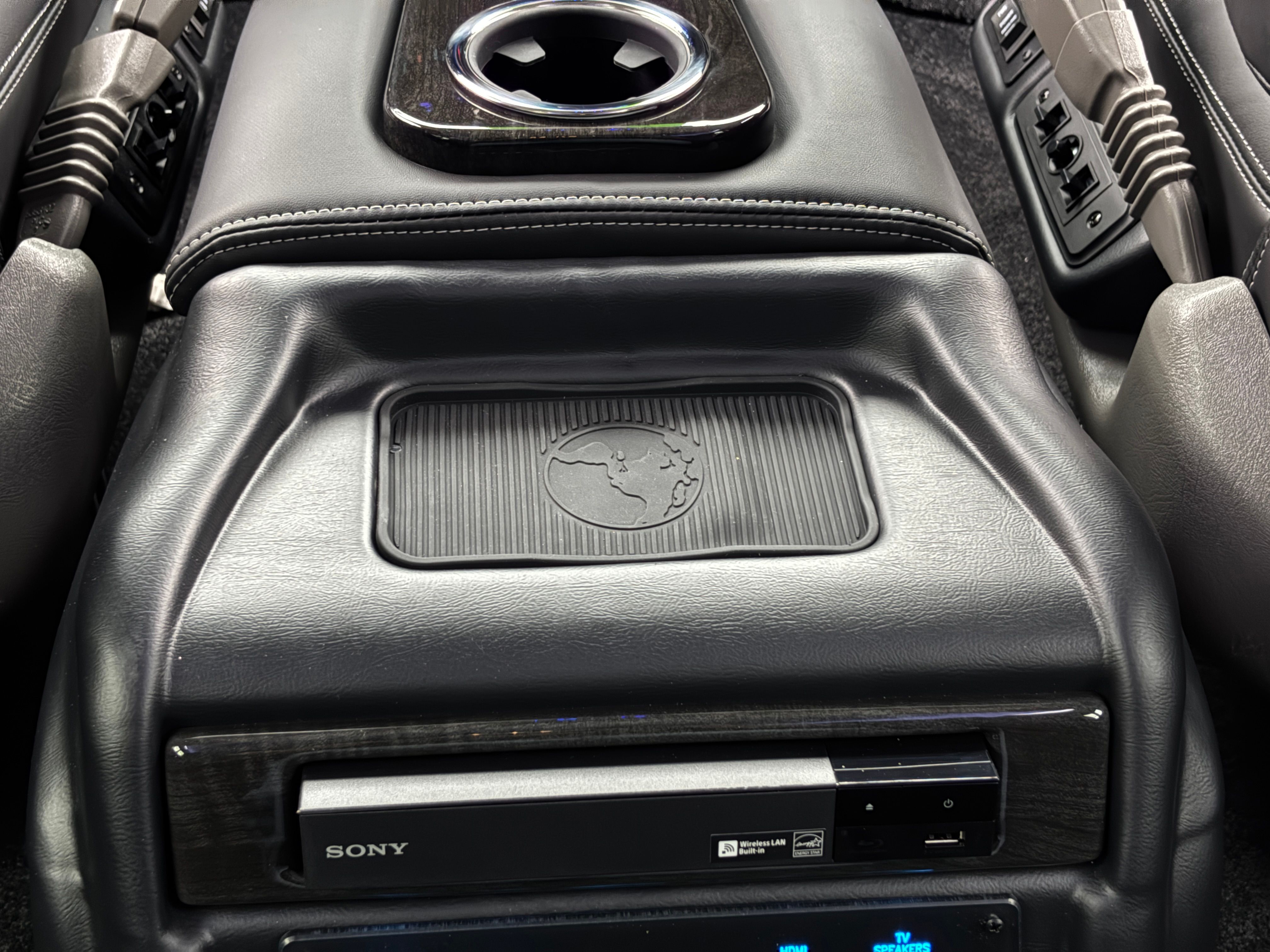 New 2026 Onyx Black GMC Explorer Limited SE image 45