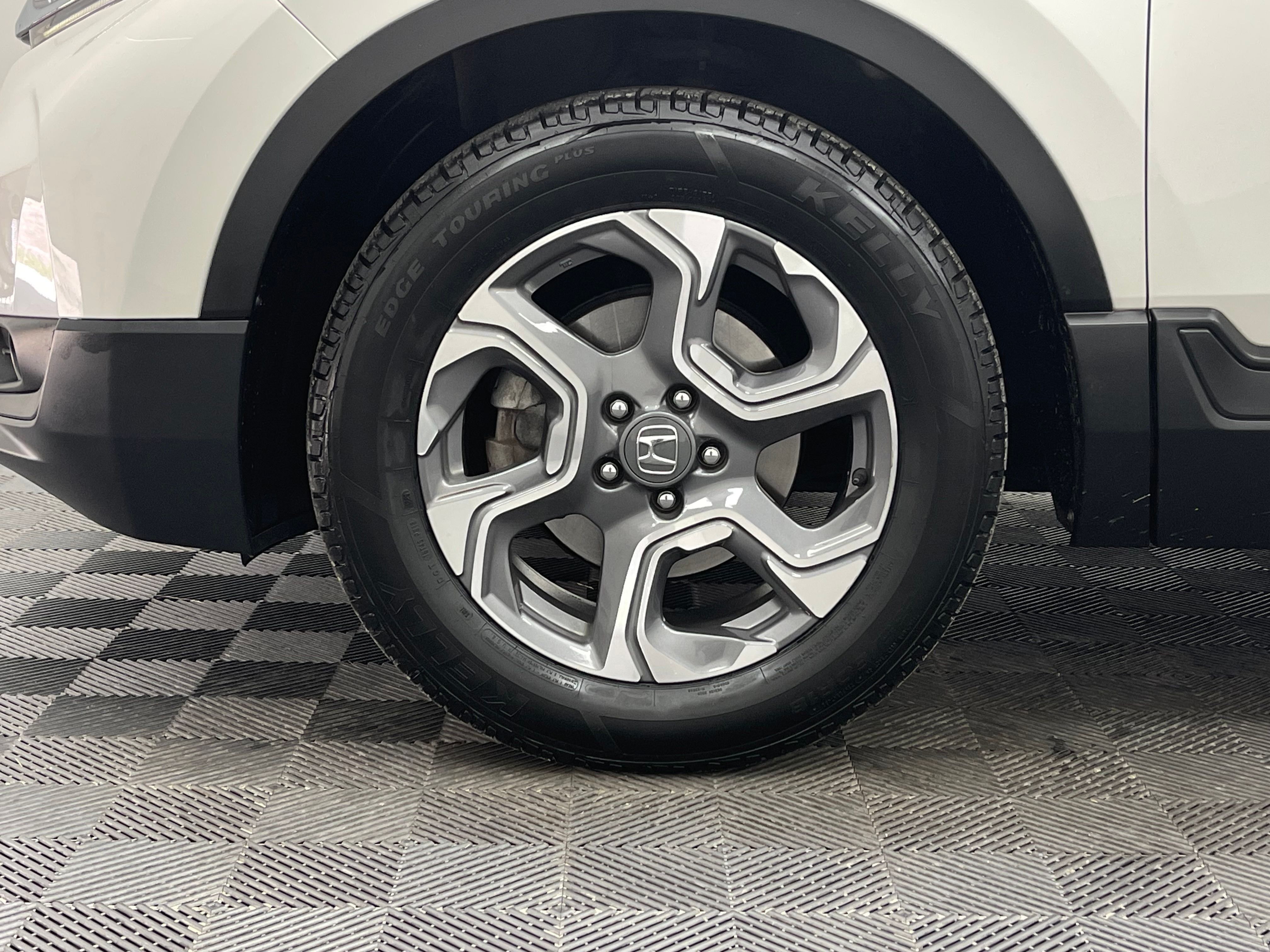 Used 2017 White Honda EX image 14