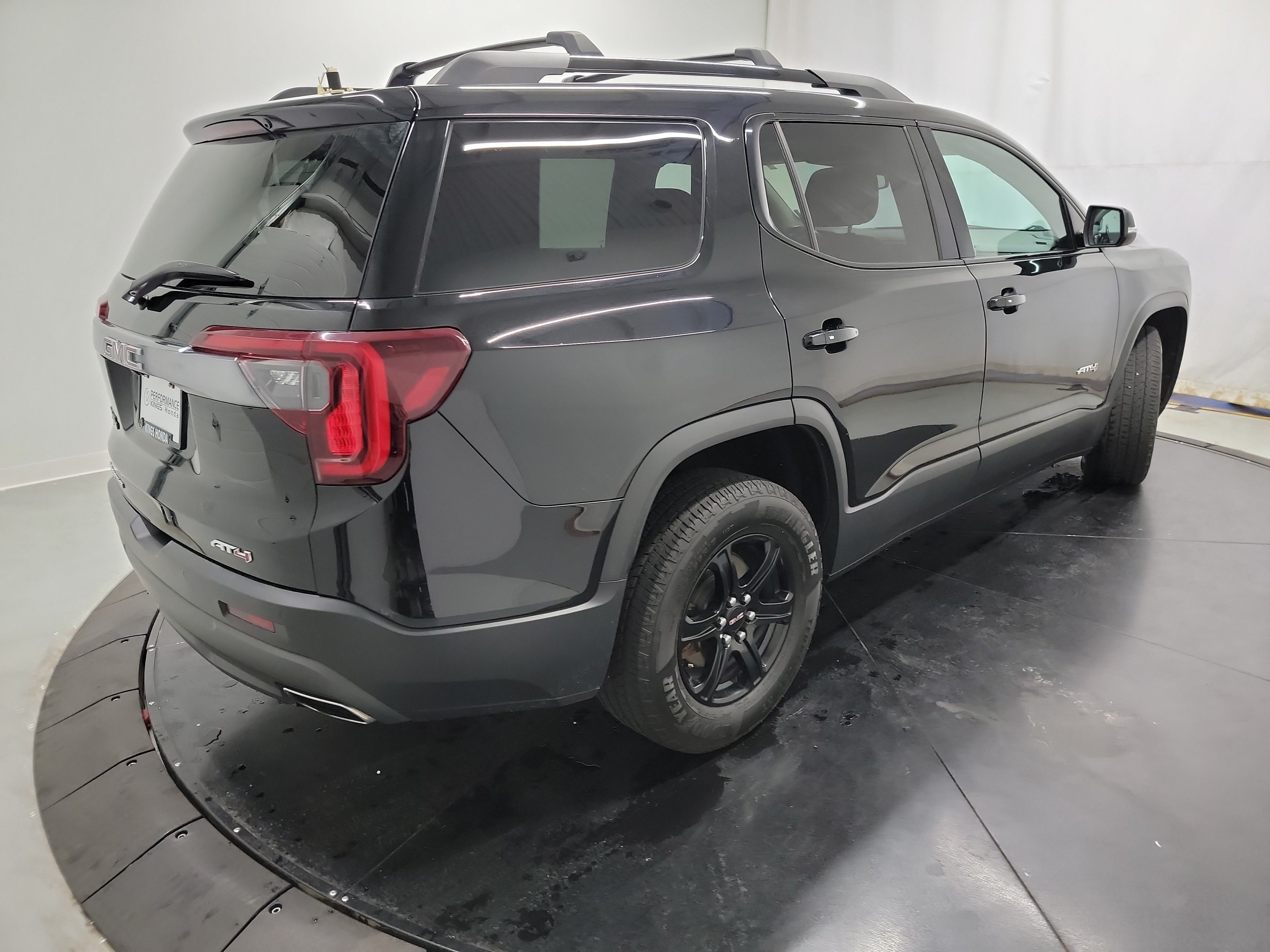 2022 GMC Acadia AT4 photo