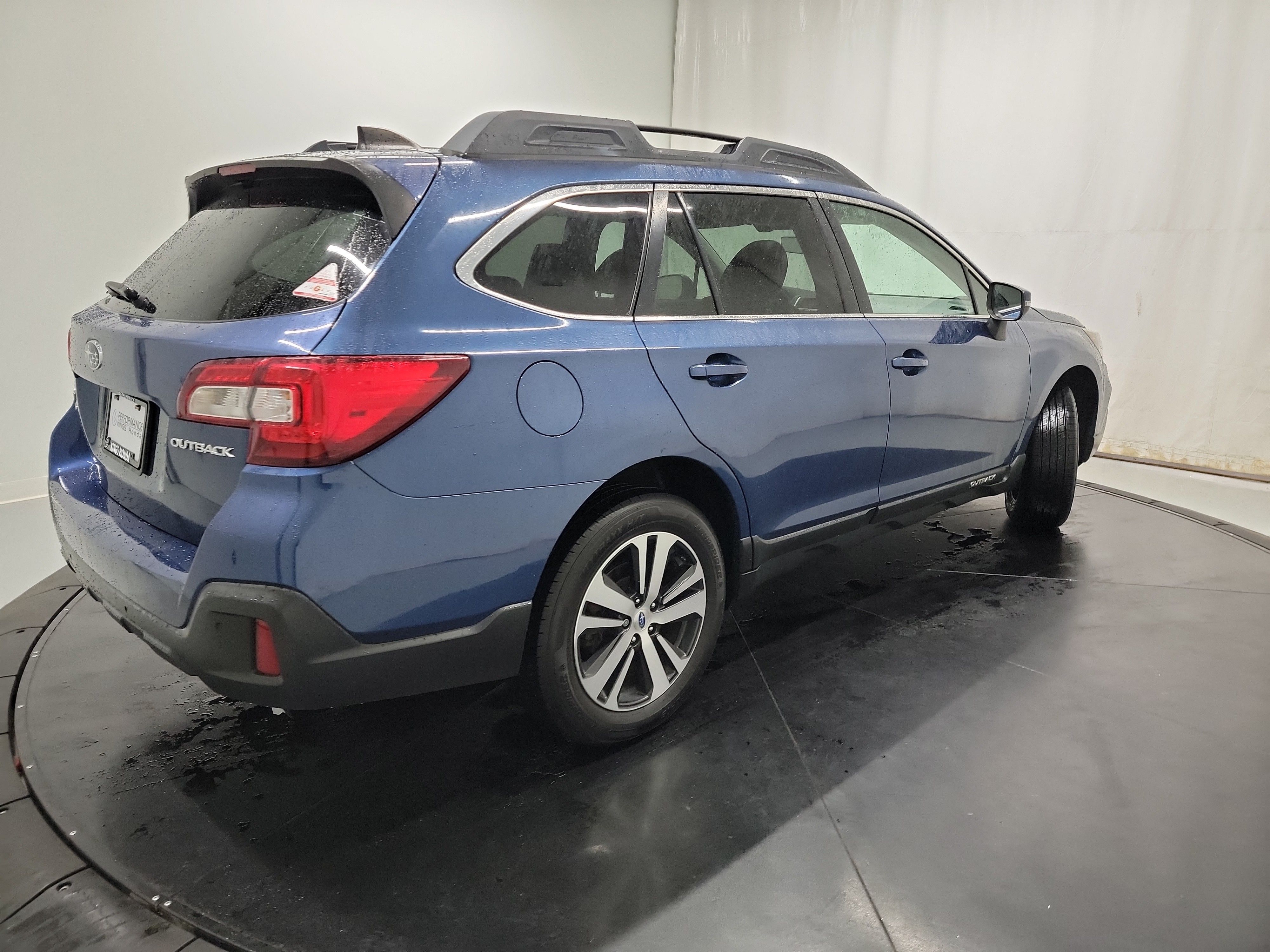 2019 Subaru Outback 2.5i photo