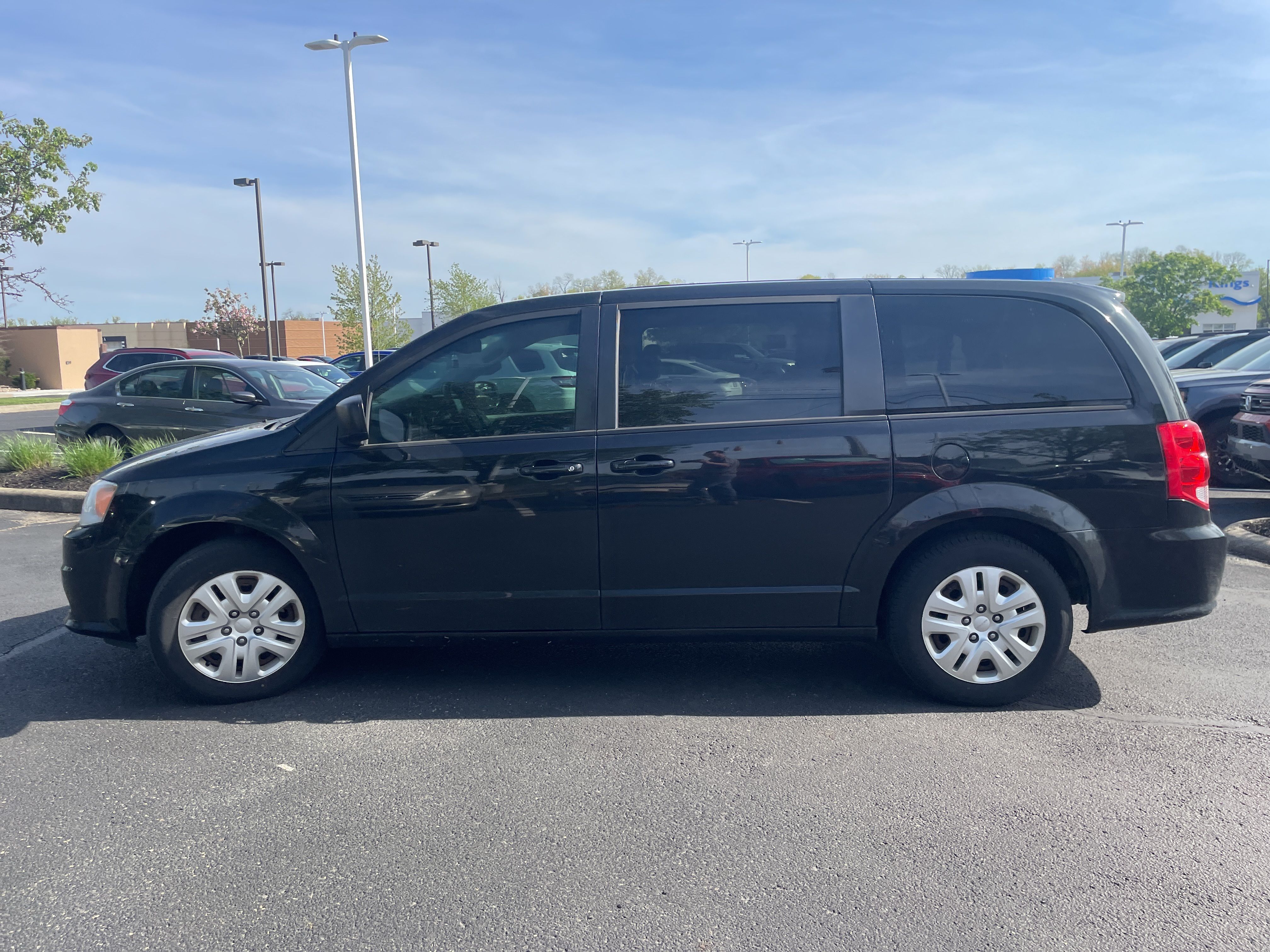 2018 Dodge Grand Caravan SE photo
