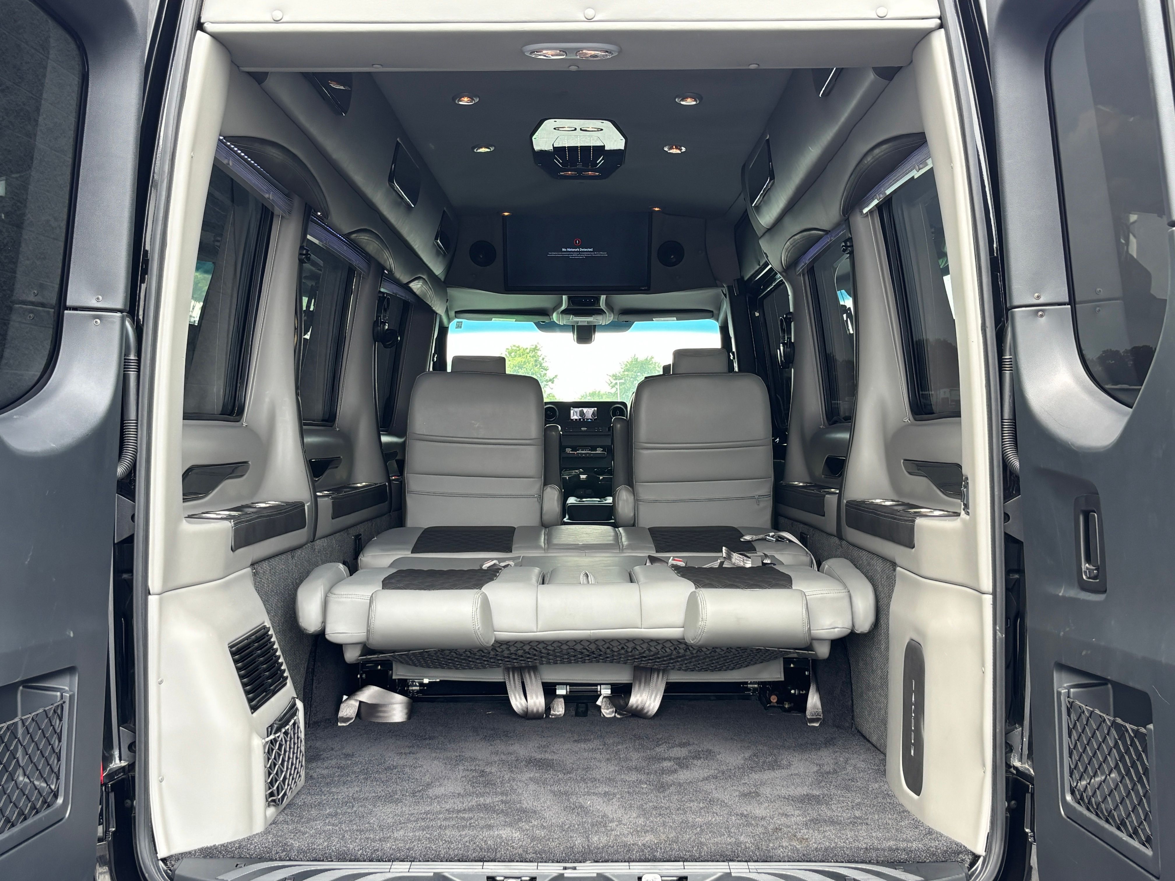 Used 2023 Black Mercedes-Benz Explorer Limited SE image 15