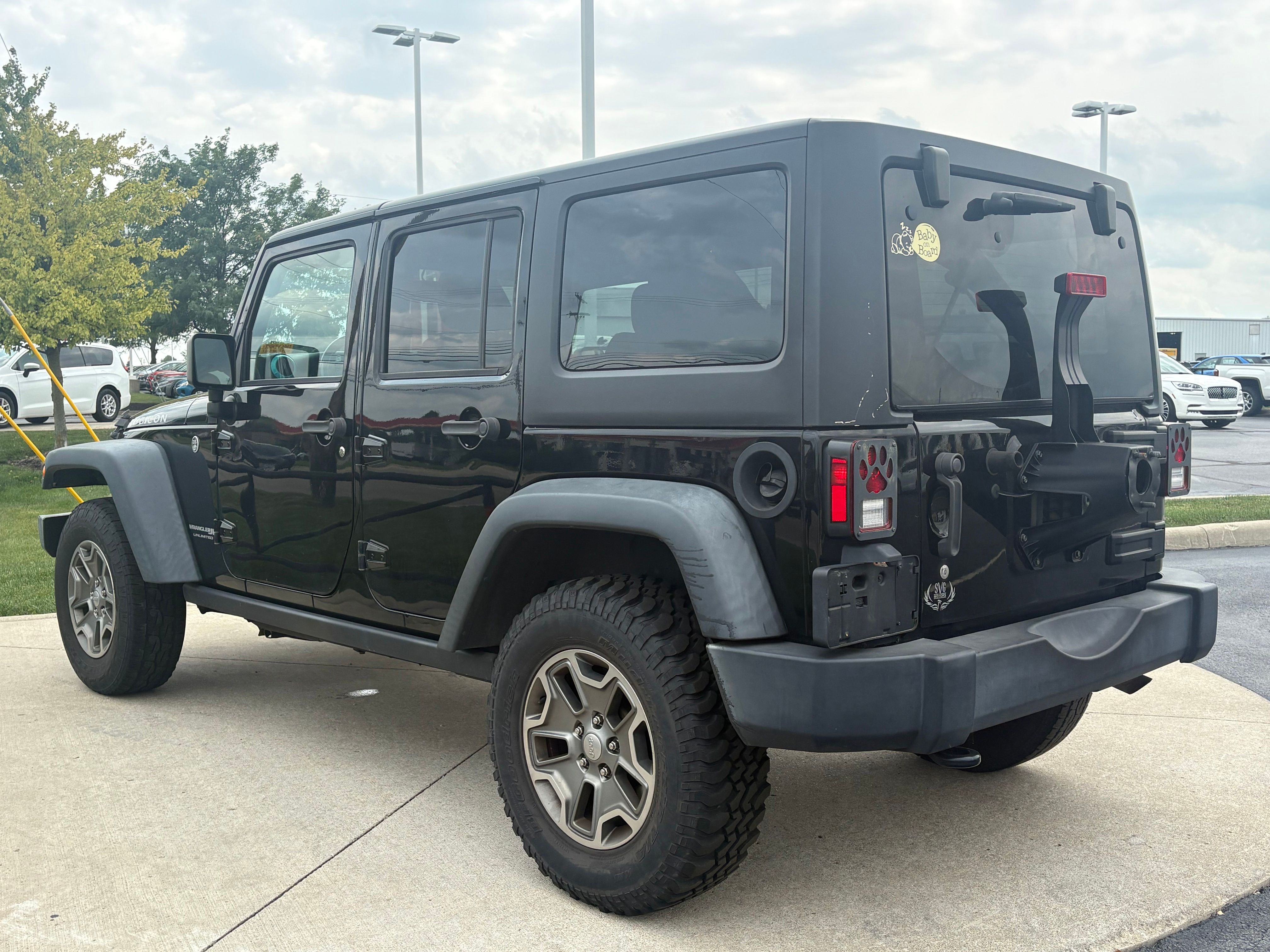 Used 2018  Jeep Unlimited Rubicon image 5