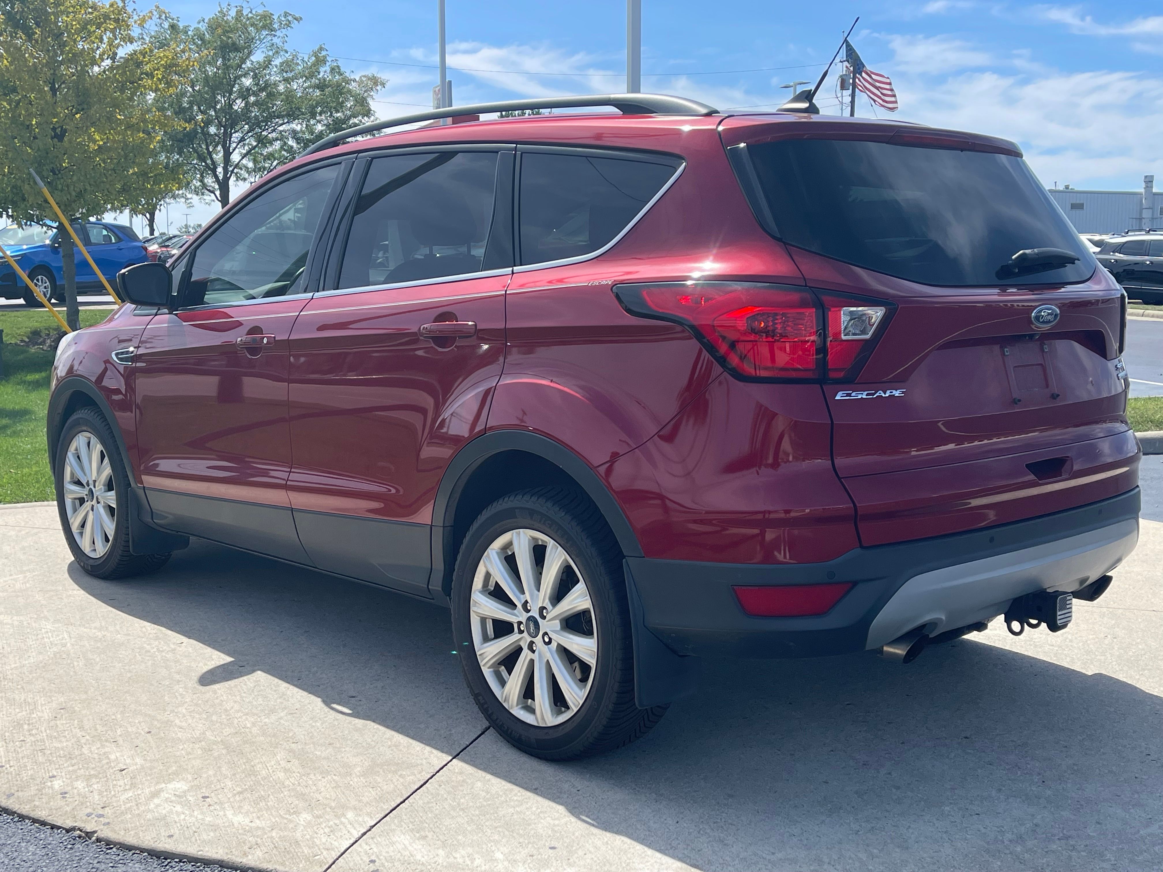 Used 2019 Ruby Red Metallic Ford SEL image 5