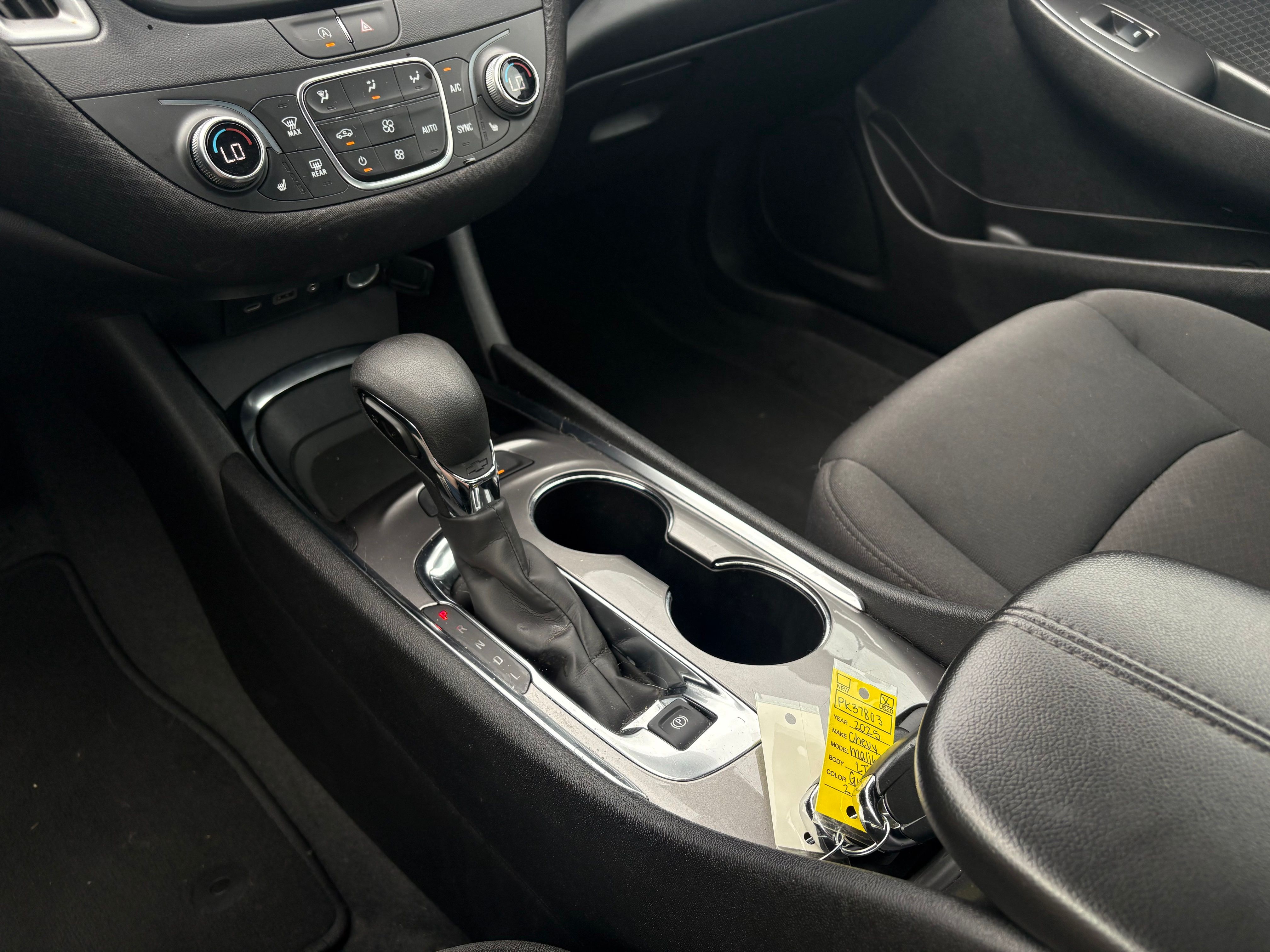 Used 2025 Silver Chevrolet LT image 13
