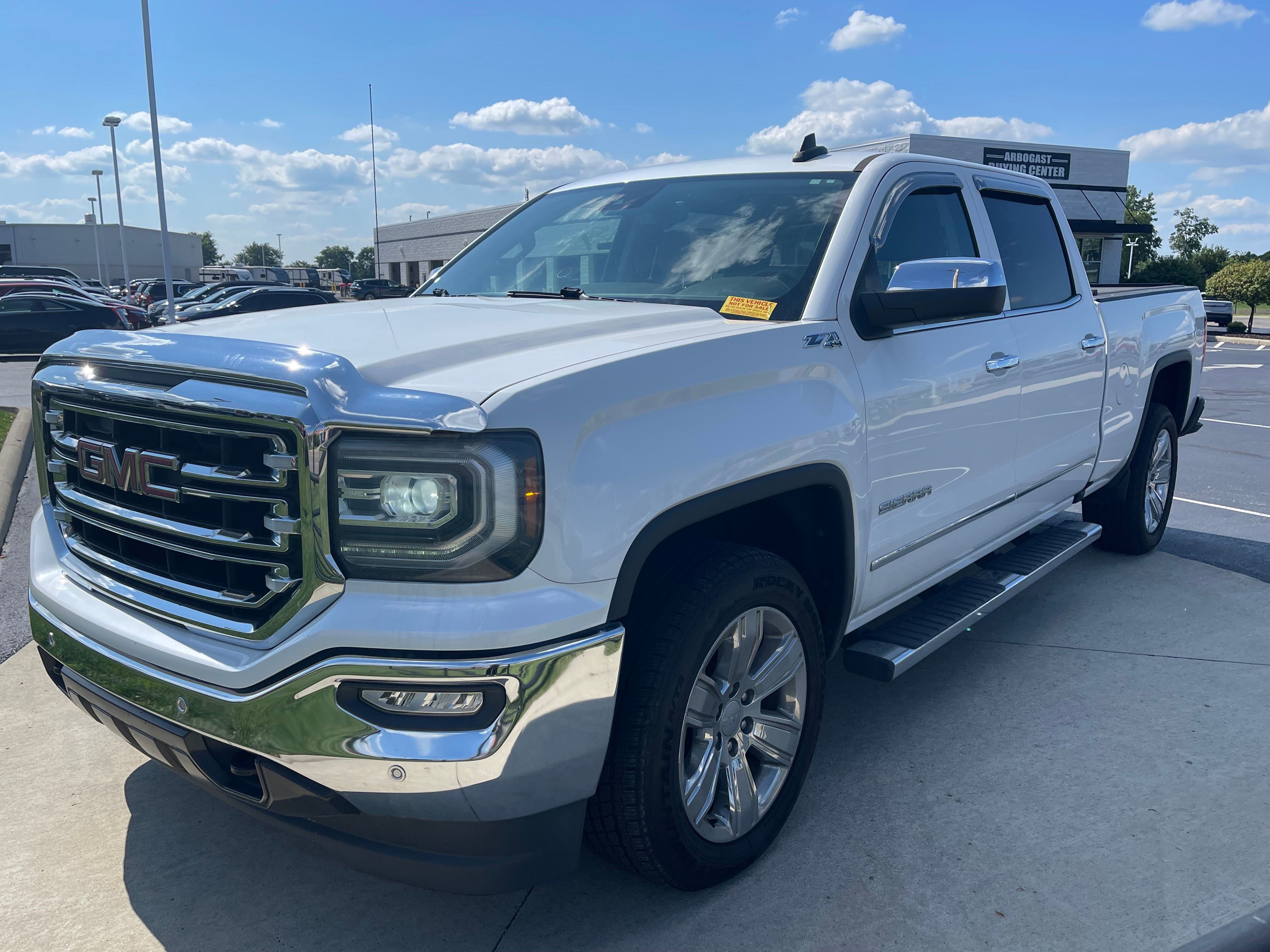 Used 2016 White Frost Tricoat GMC SLT image 3