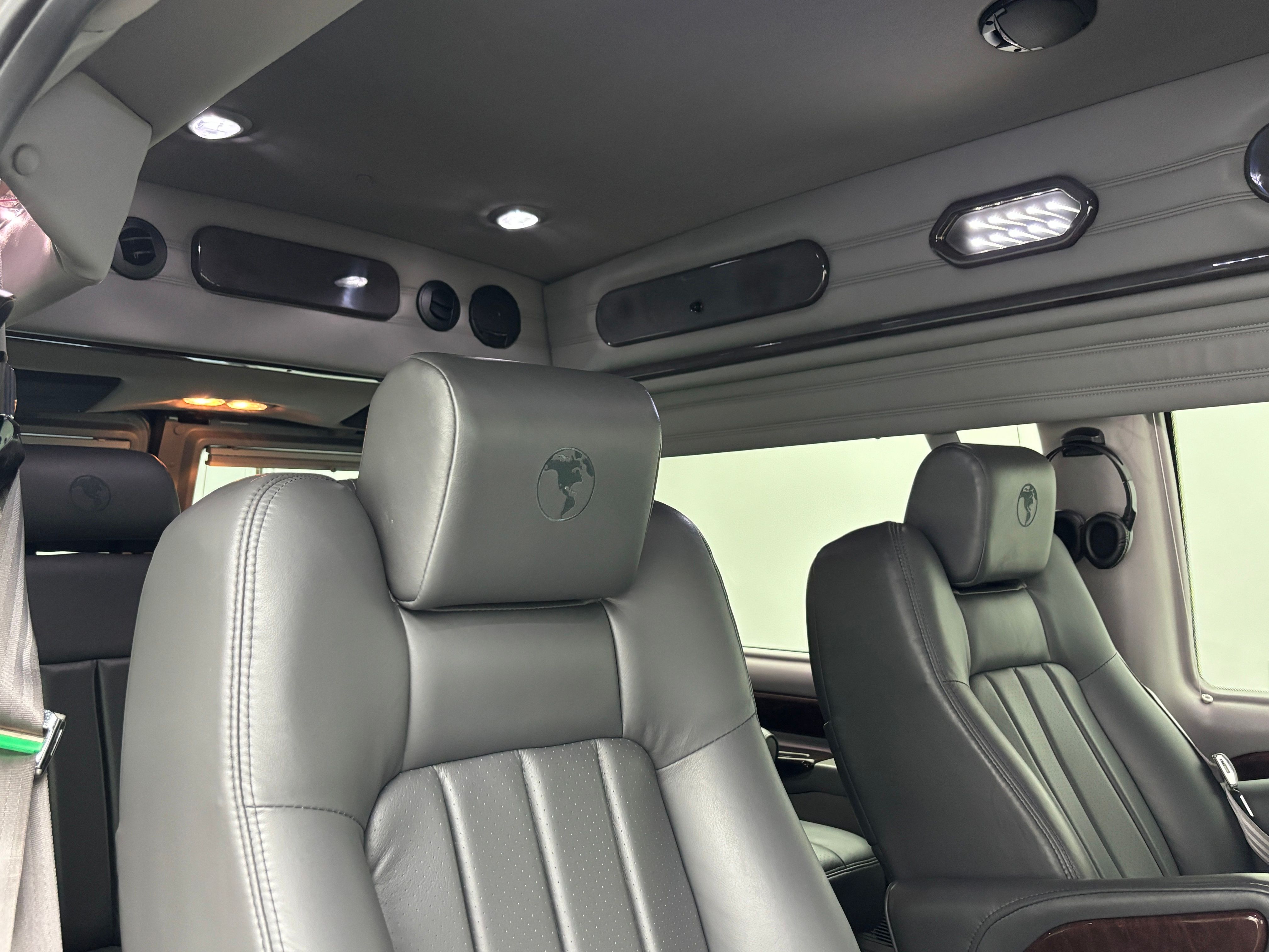 Used 2013 Ingot Silver Ford Explorer Limited SE image 37